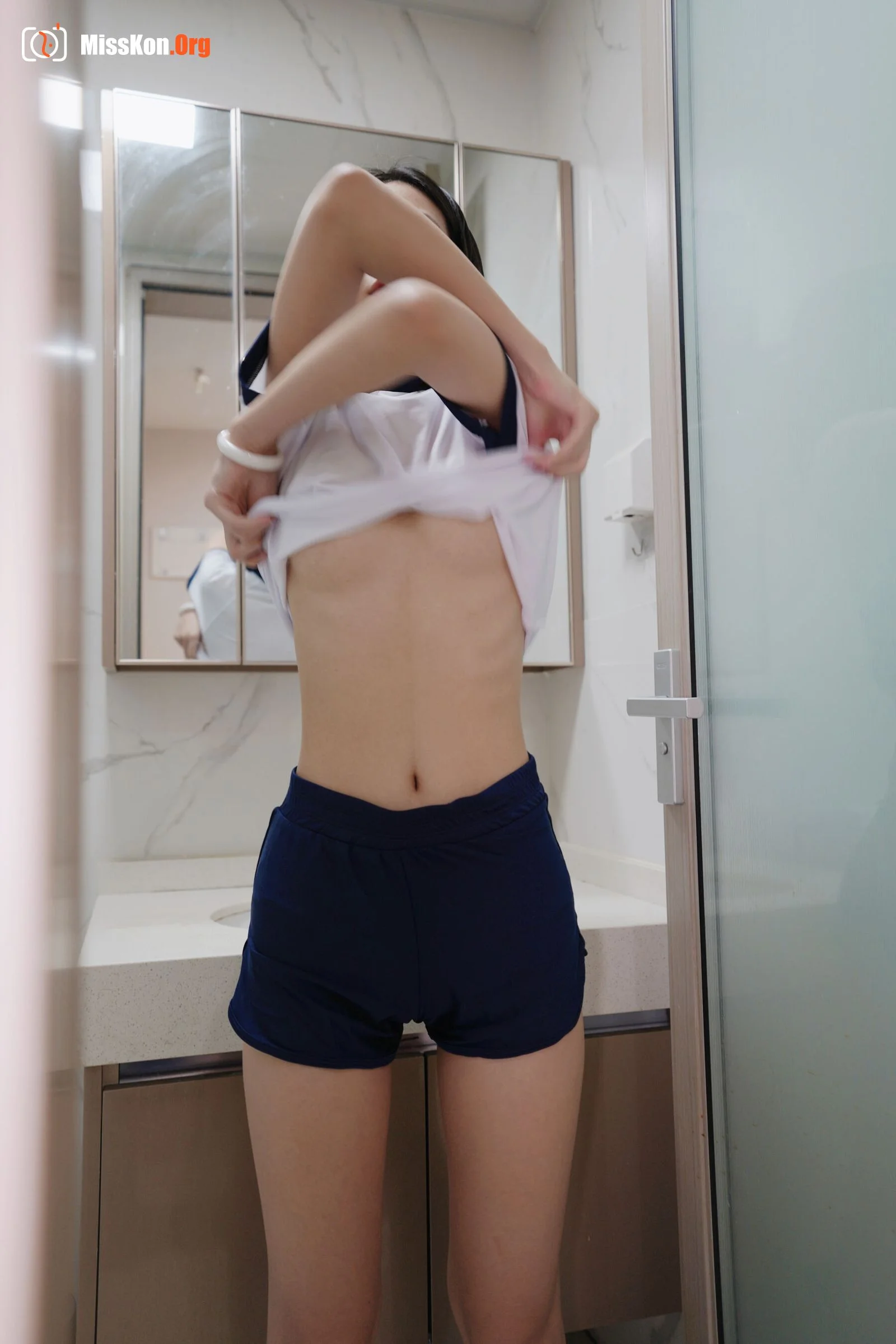 Unknown Chinese model private photo shoot (2022-08-18) - Photo 20