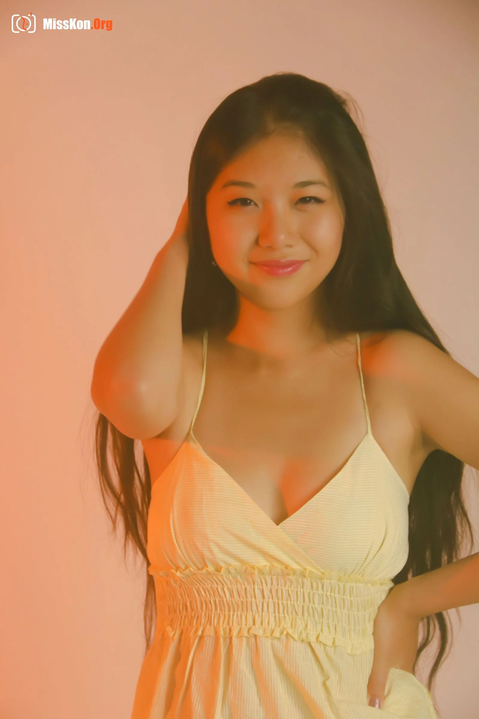 Unknown Singaporean model photo set: Special - Photo 12