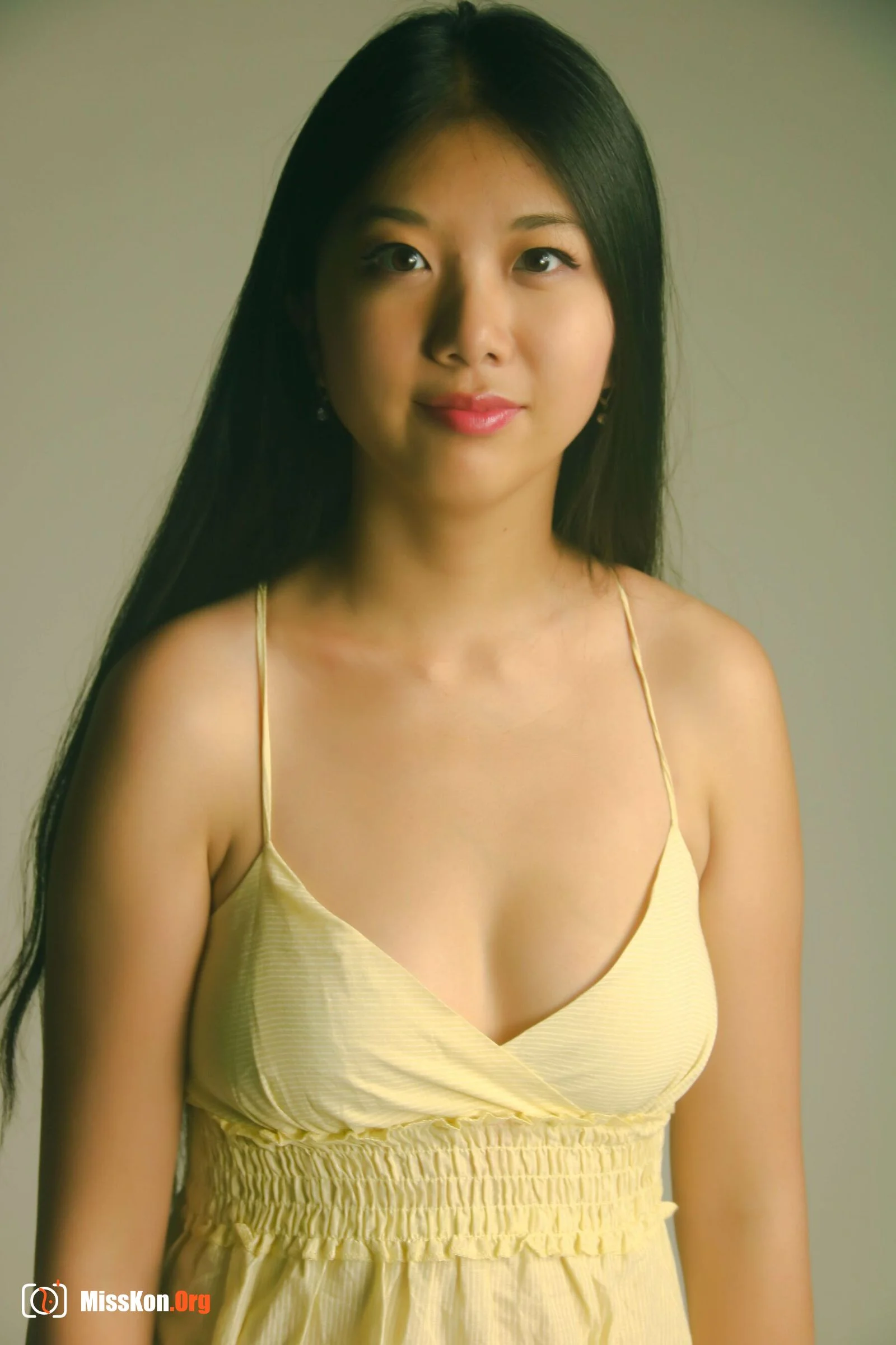 Unknown Singaporean model photo set: Special - Photo 2