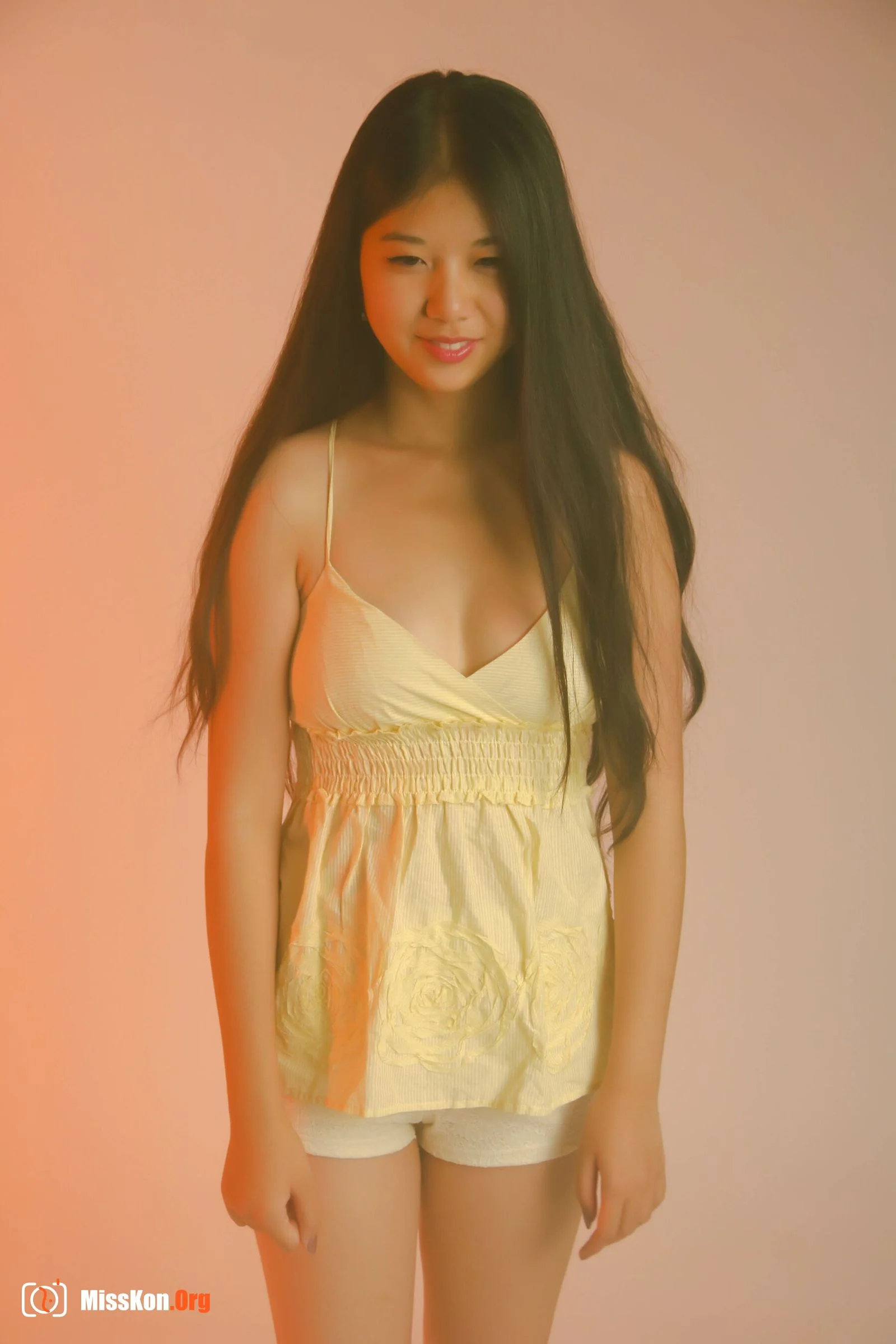 Unknown Singaporean model photo set: Special - Photo 4