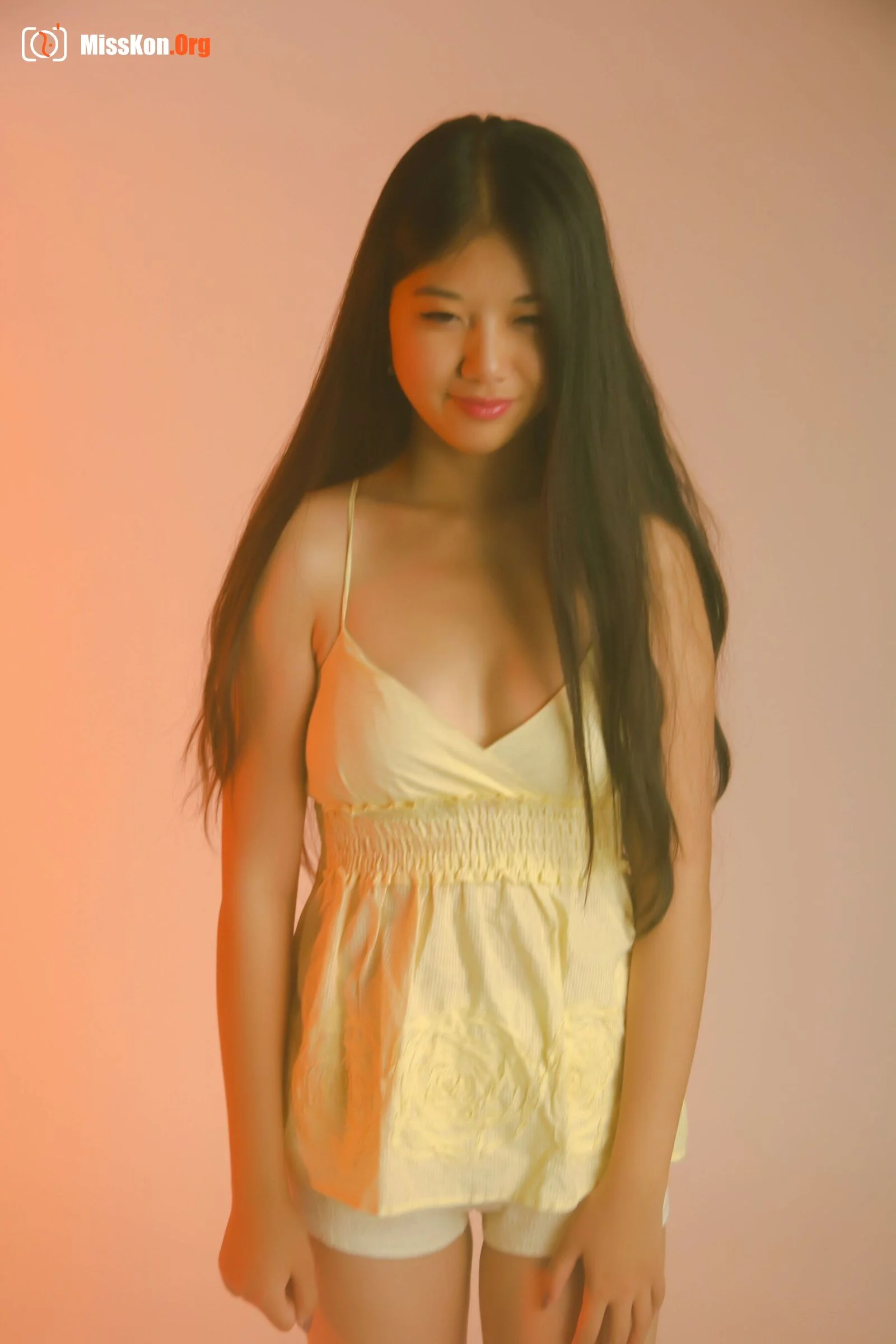Unknown Singaporean model photo set: Special - Photo 5