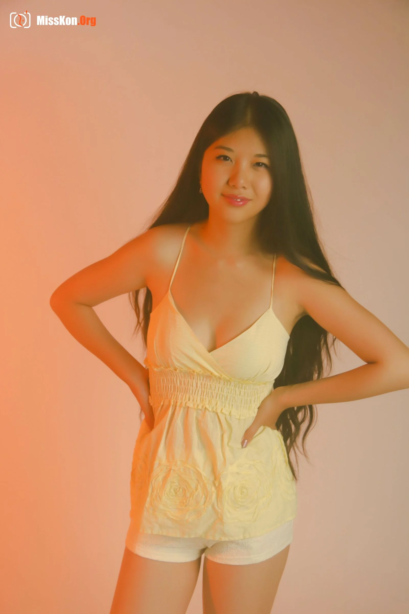 Unknown Singaporean model photo set: Special - Photo 7