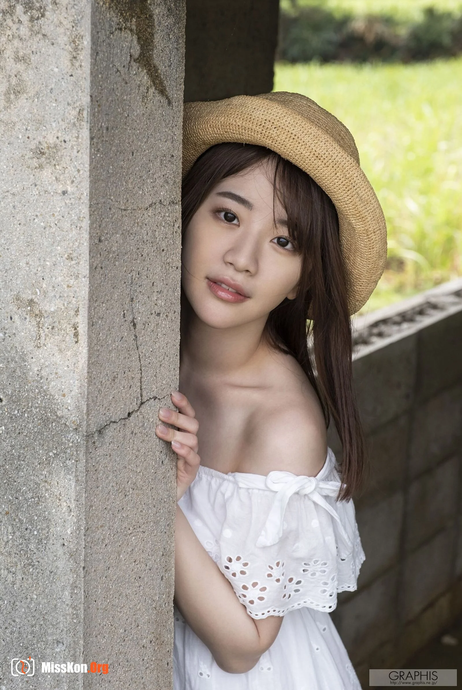 Uno Mirei: Curvaceous - Photo 5