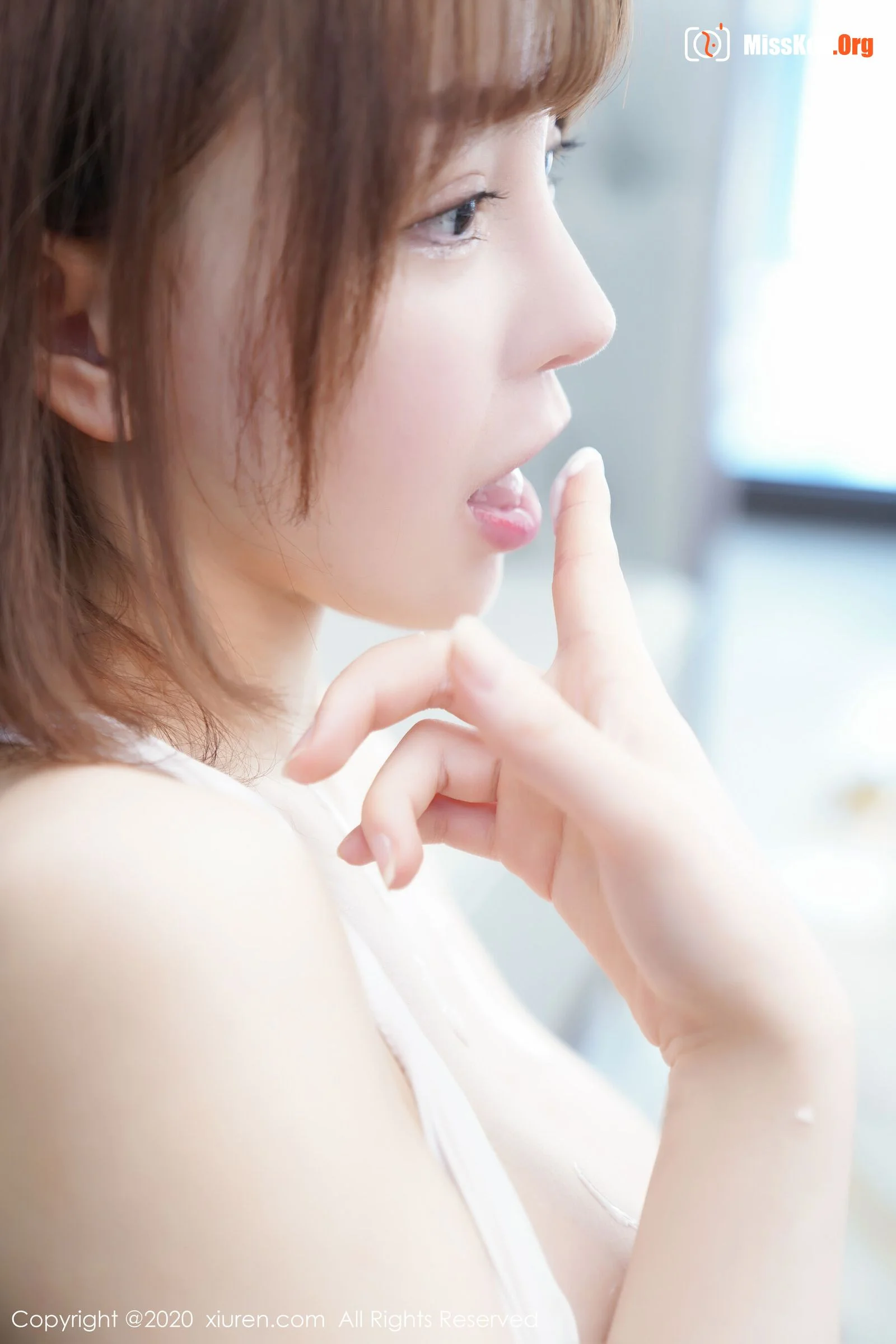 UU Jiang - Photo 2