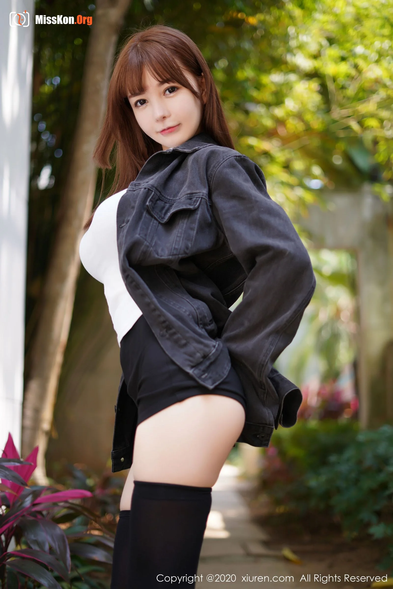 UU Jiang - Photo 26