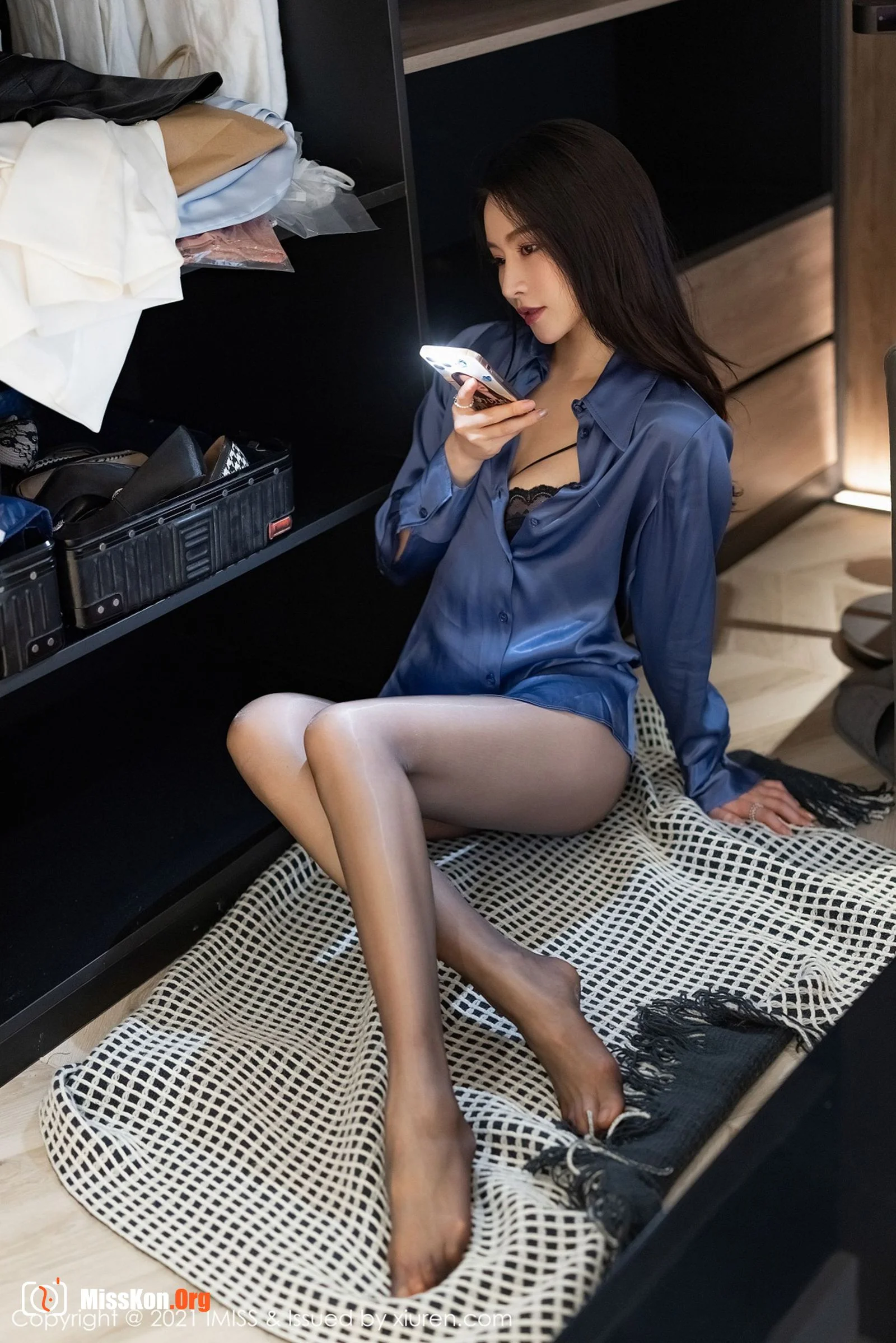 Vanessa - Photo 32