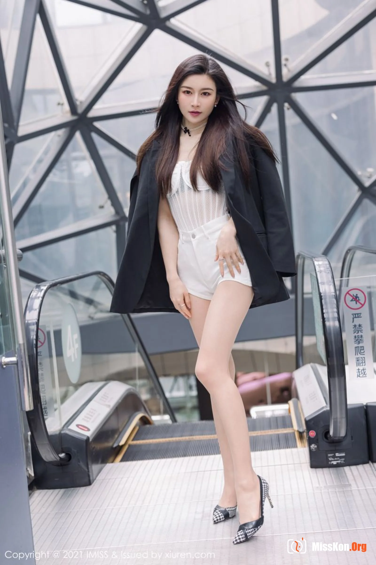 Vanessa - Photo 9