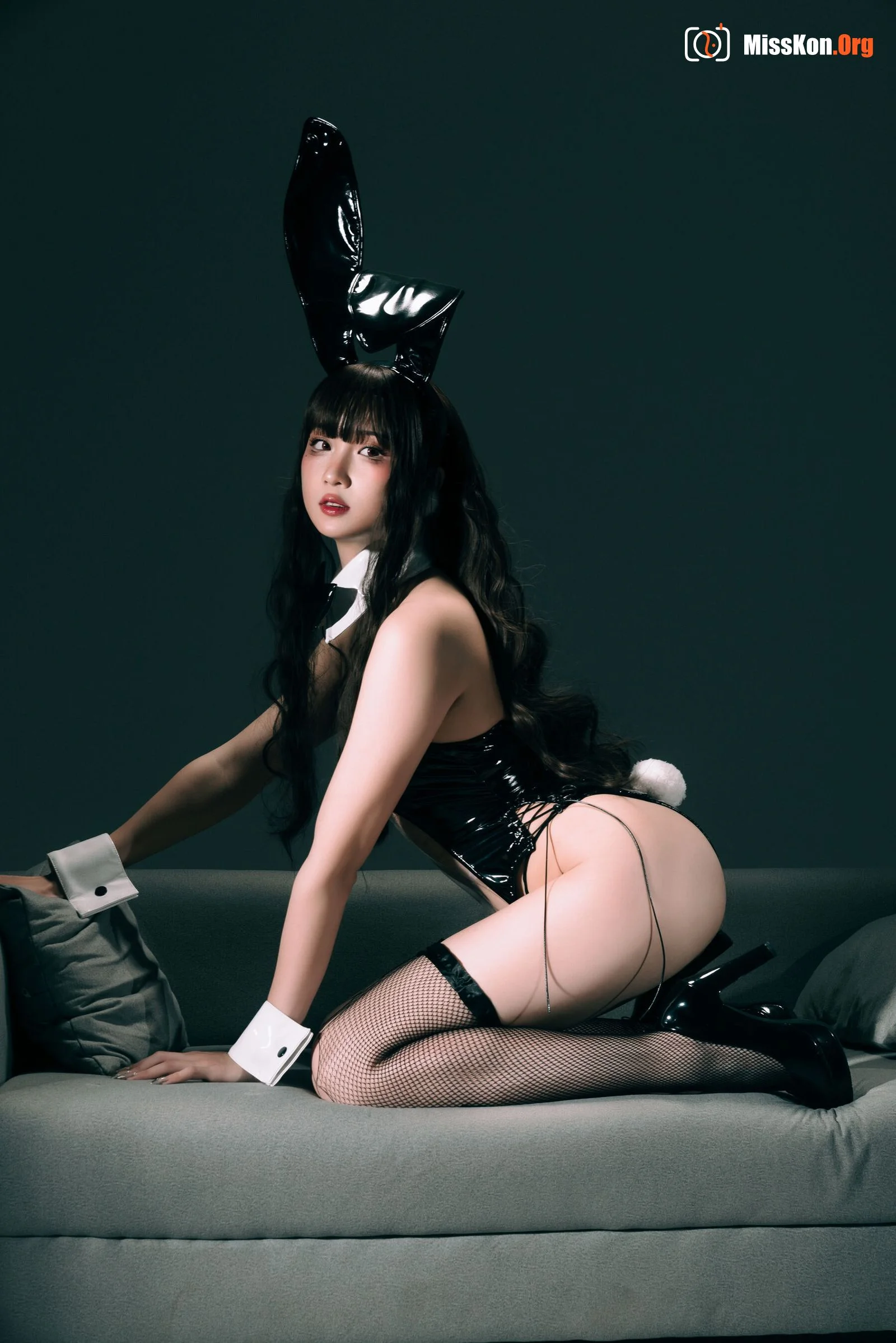 Vastaya: New Year's Rabbit Bunny Girl - Photo 5