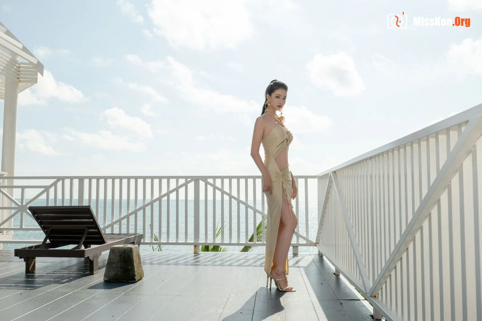 Venus by the Sea - Photo 11