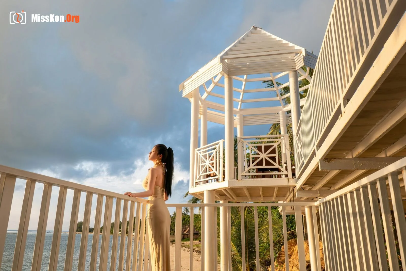 Venus by the Sea - Photo 17