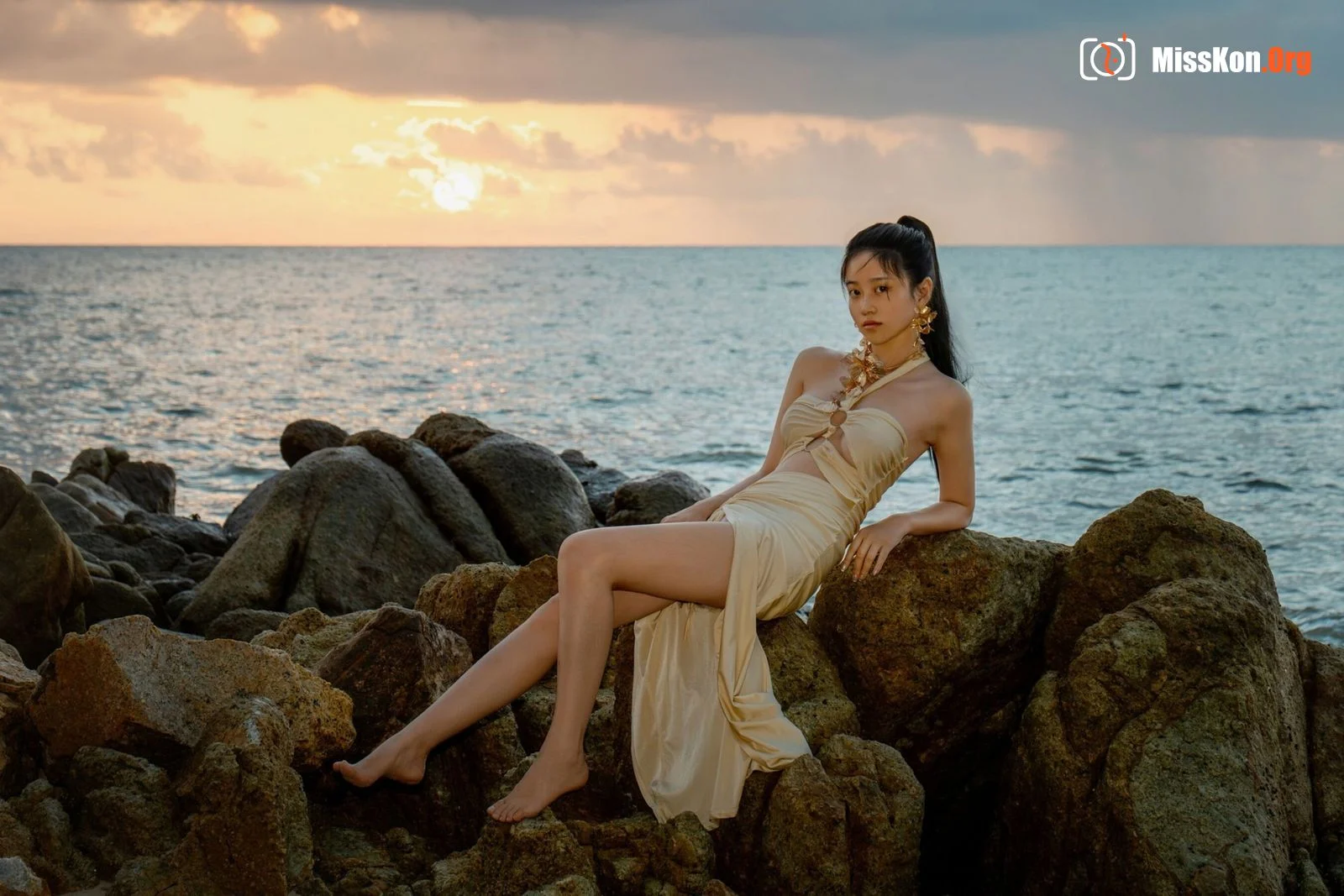 Venus by the Sea - Photo 19