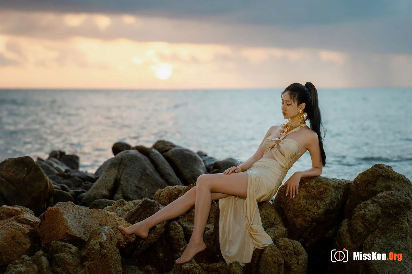 Venus by the Sea - Photo 20