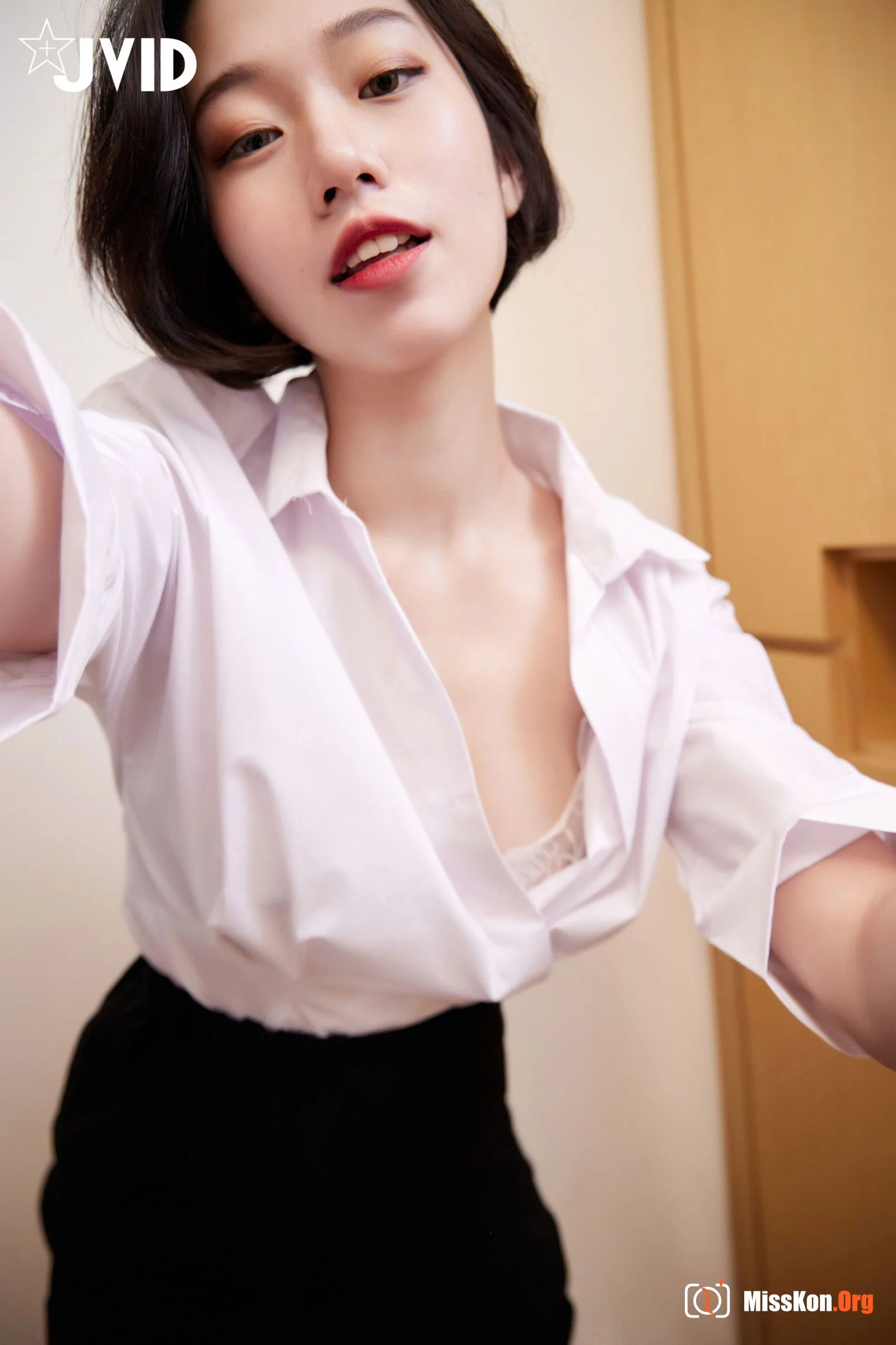 Verna: Female member Verna gets drunk and gets horny - Photo 6