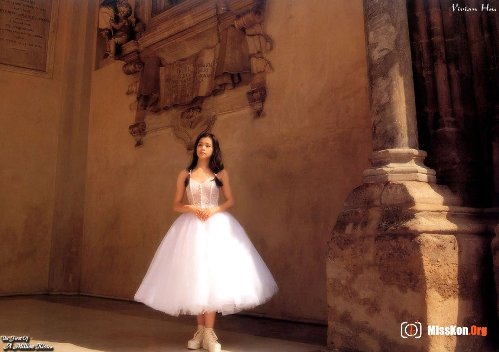 Vivian Hsu: Angel - Photo 11