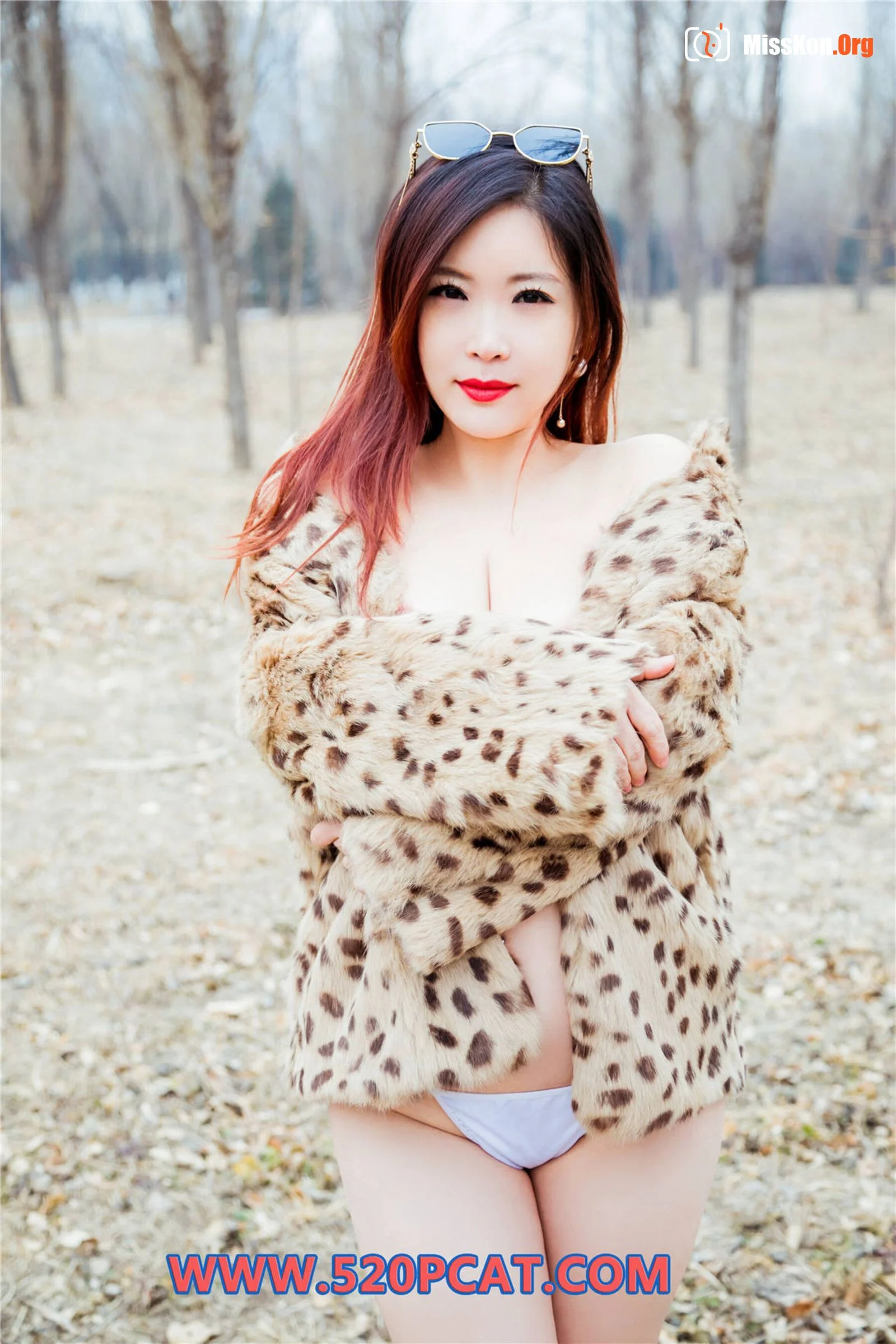 Vol.208 - Photo 43