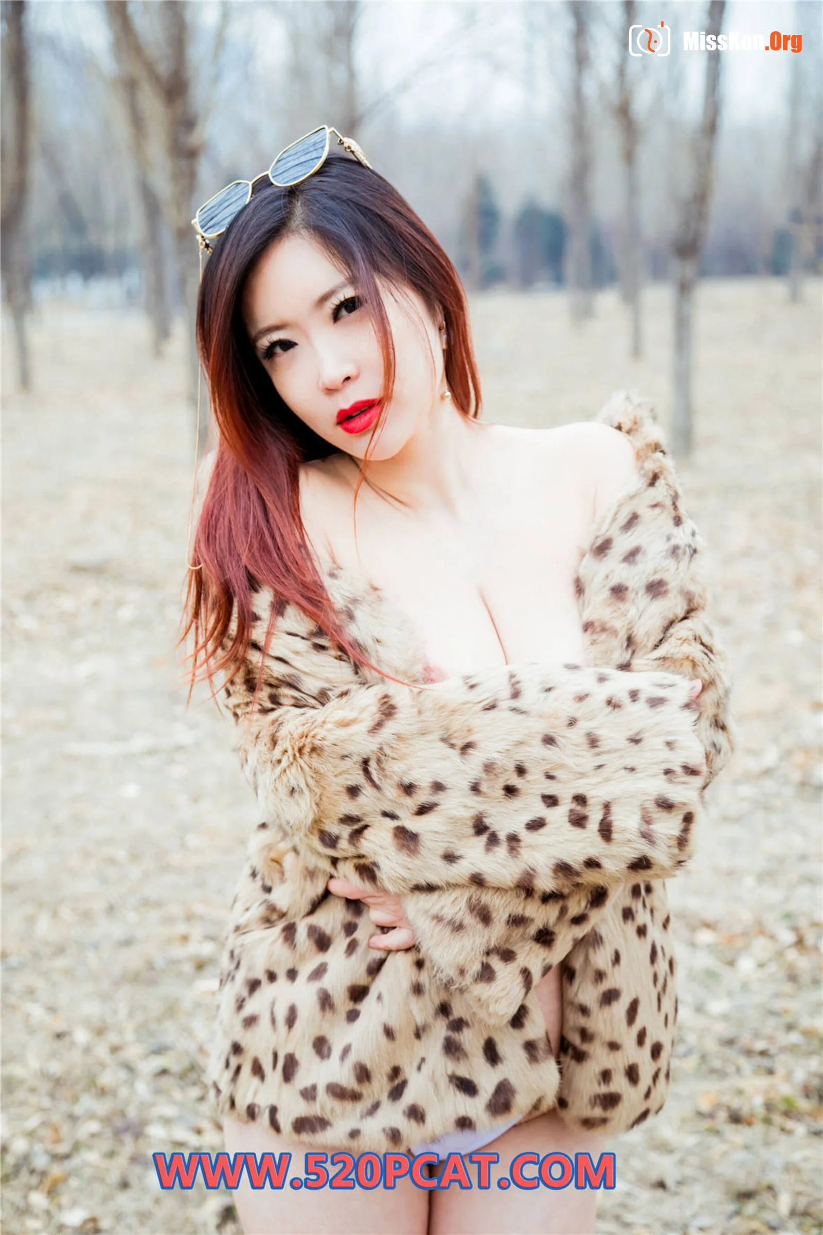 Vol.208 - Photo 48