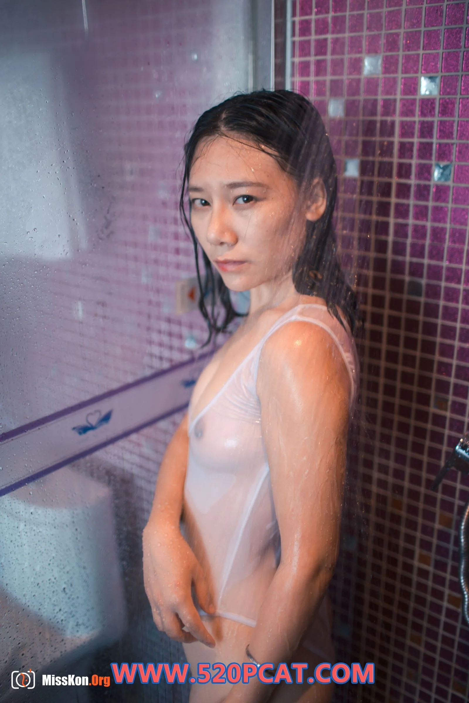 Vol.217 - Photo 108