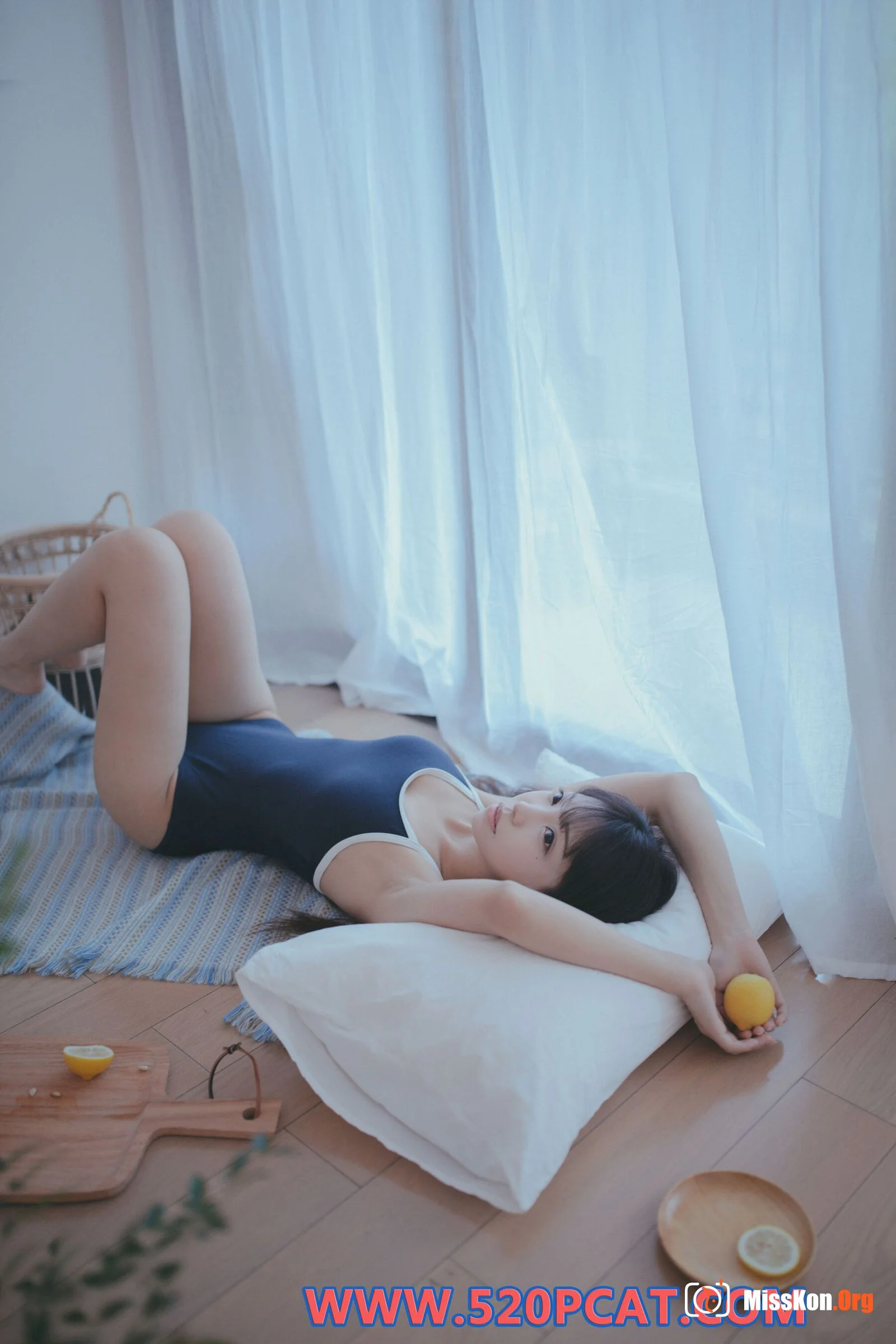 Vol.220 - Photo 28