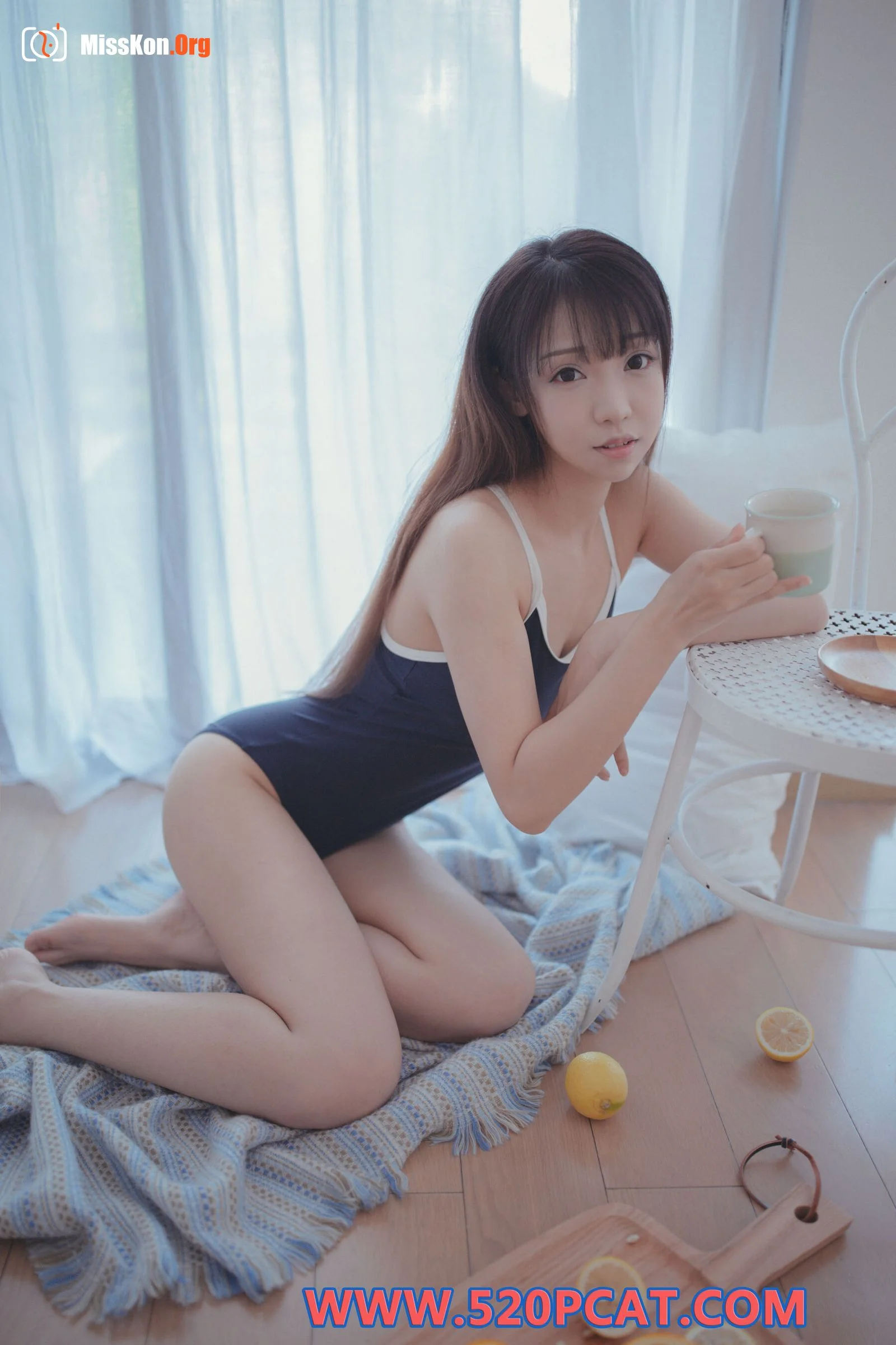 Vol.220 - Photo 39
