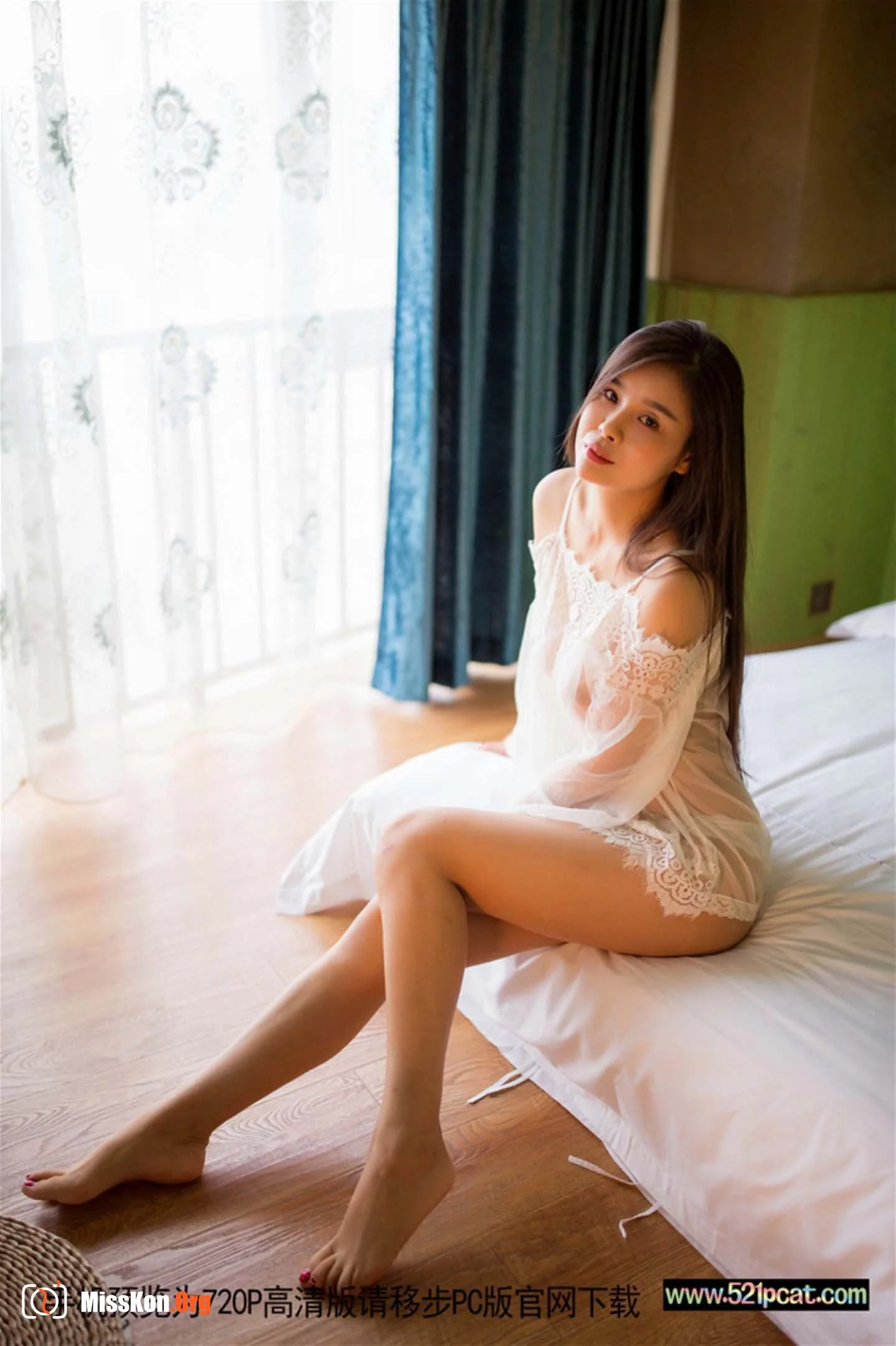 Vol.273 - Photo 11