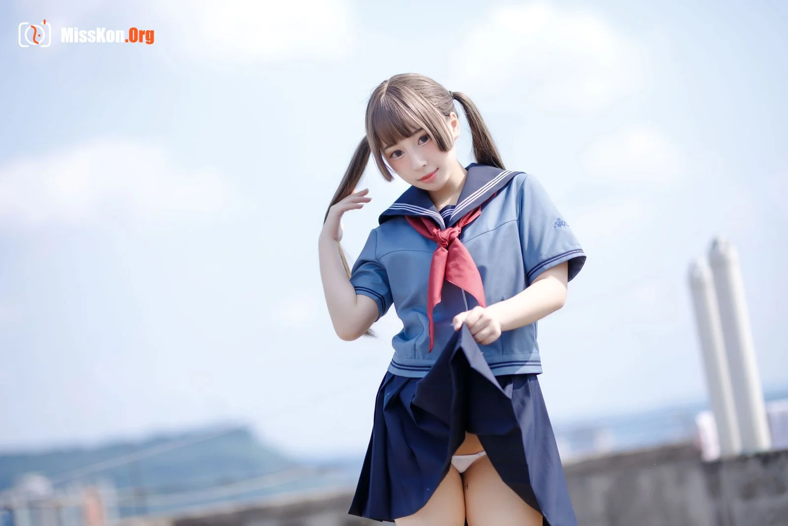 Walnut Meow: Confessions of love on the rooftop - Photo 10
