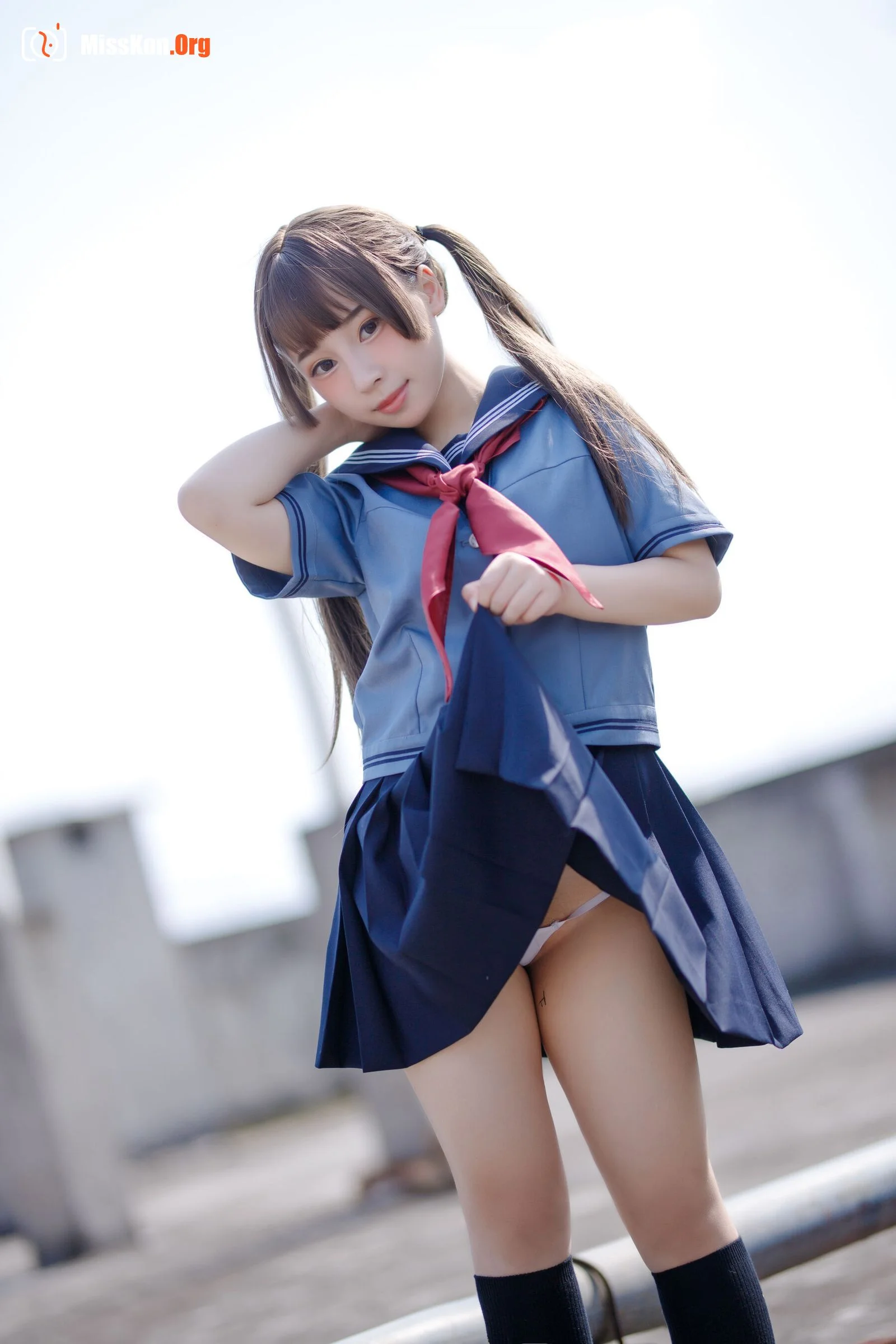 Walnut Meow: Confessions of love on the rooftop - Photo 19