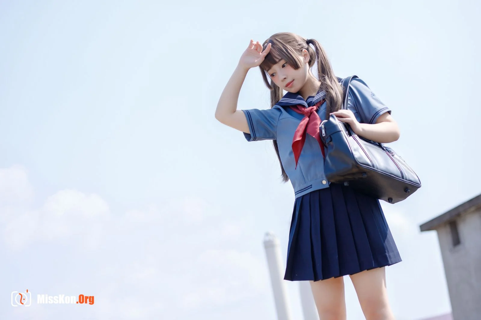 Walnut Meow: Confessions of love on the rooftop - Photo 7