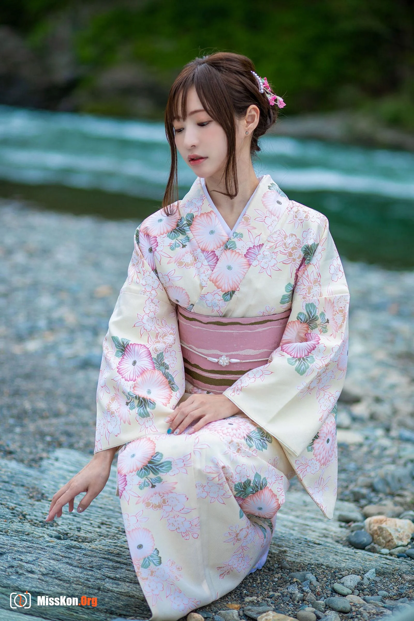 Weekly Massacre Angel Moe (Weekly Taishu) - Photo 3