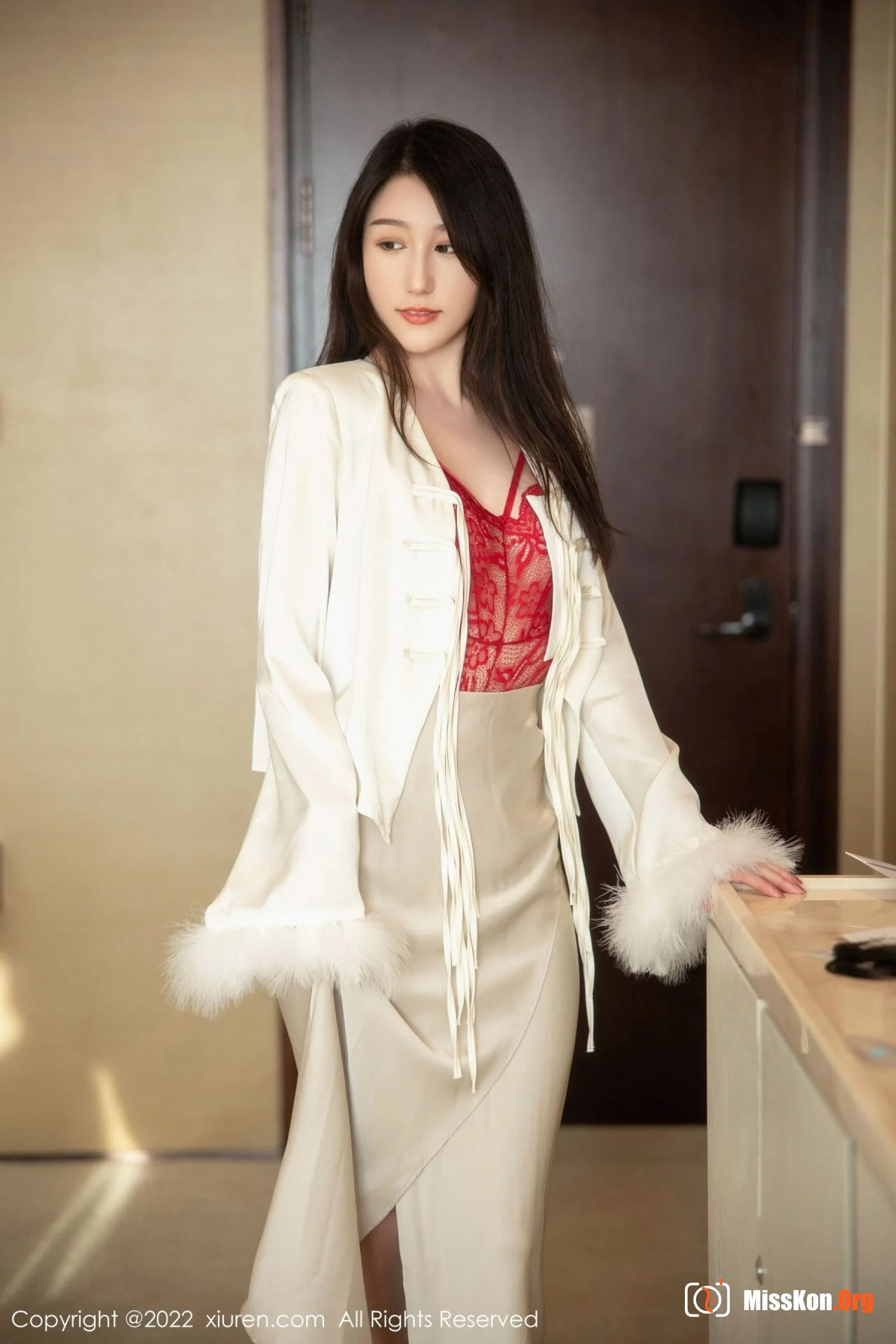 Weiwei Jiang - Photo 22