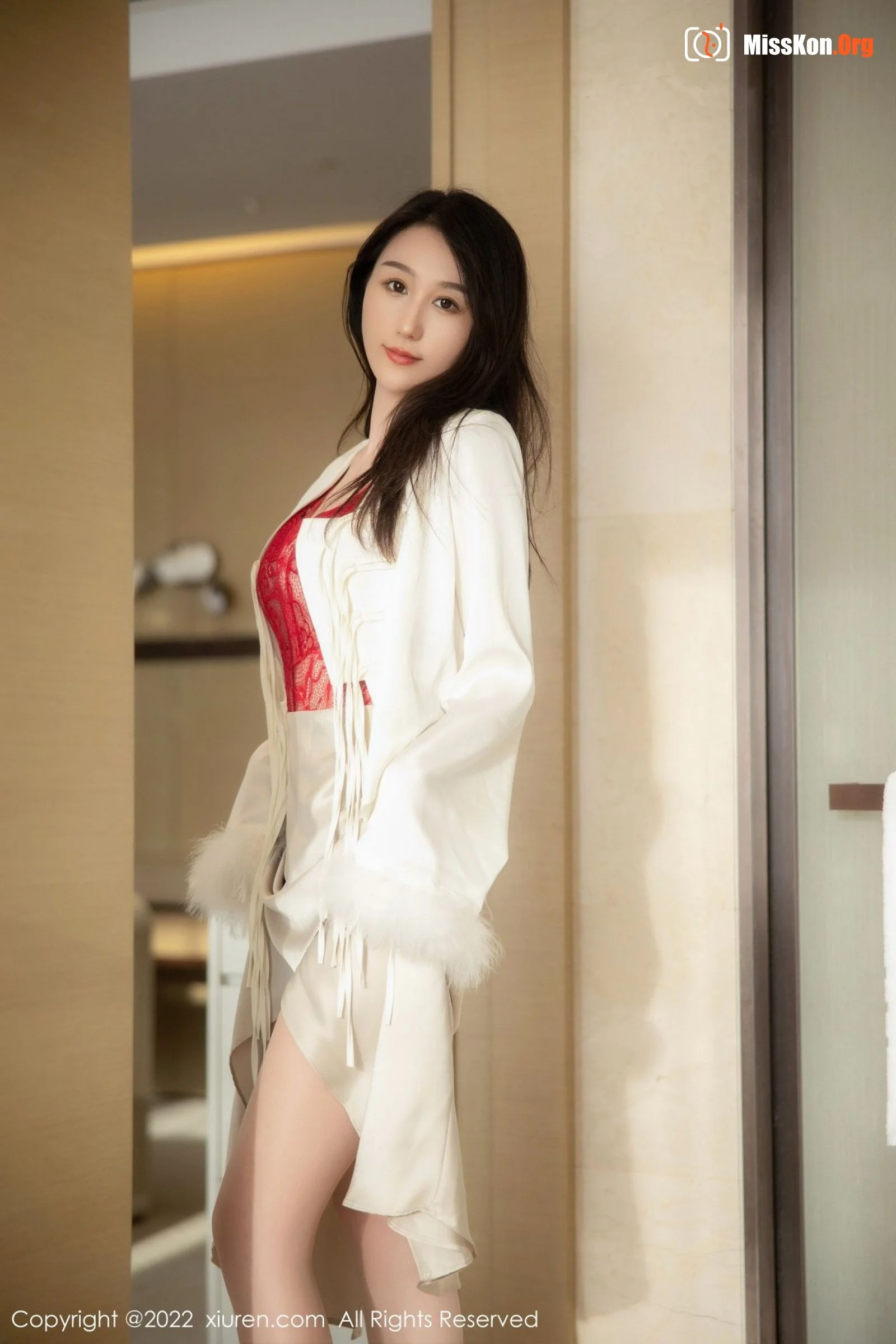 Weiwei Jiang - Photo 30