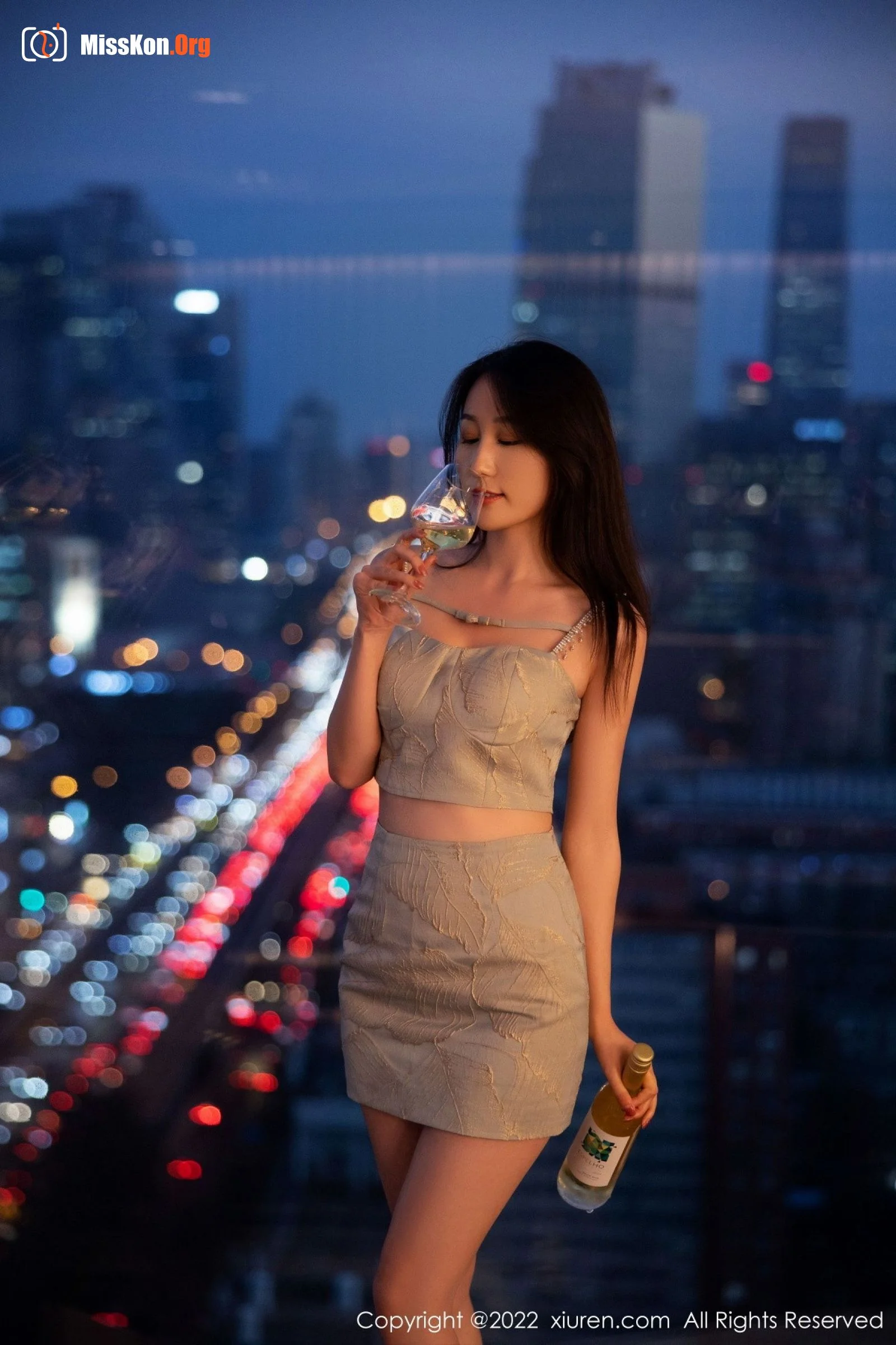 Weiwei Jiang - Photo 86