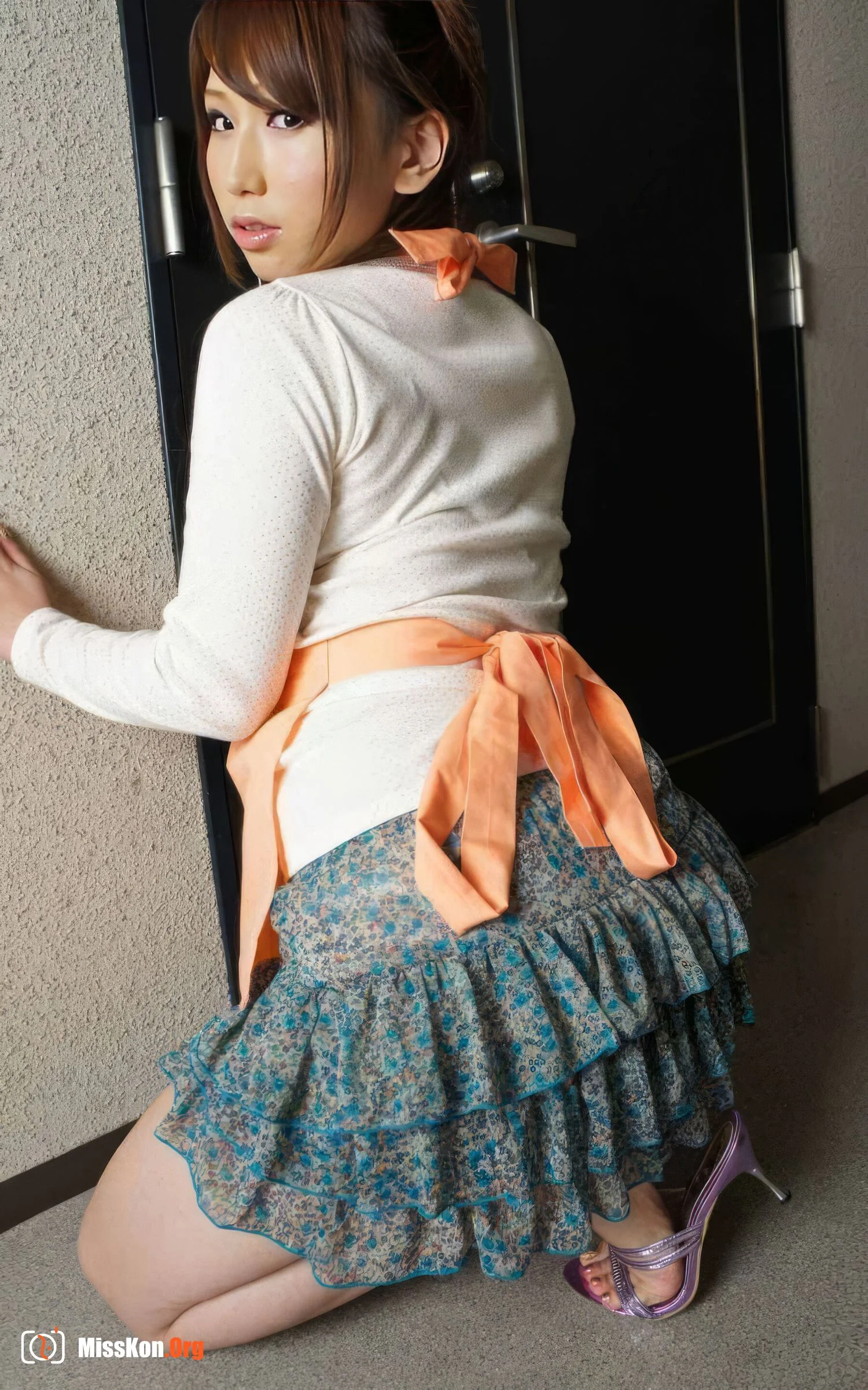 従顺だった义姉さんが久しぶりにあったら超エロエロ妻に変貌していて…（浓密グラビア写真集） - 照片 13