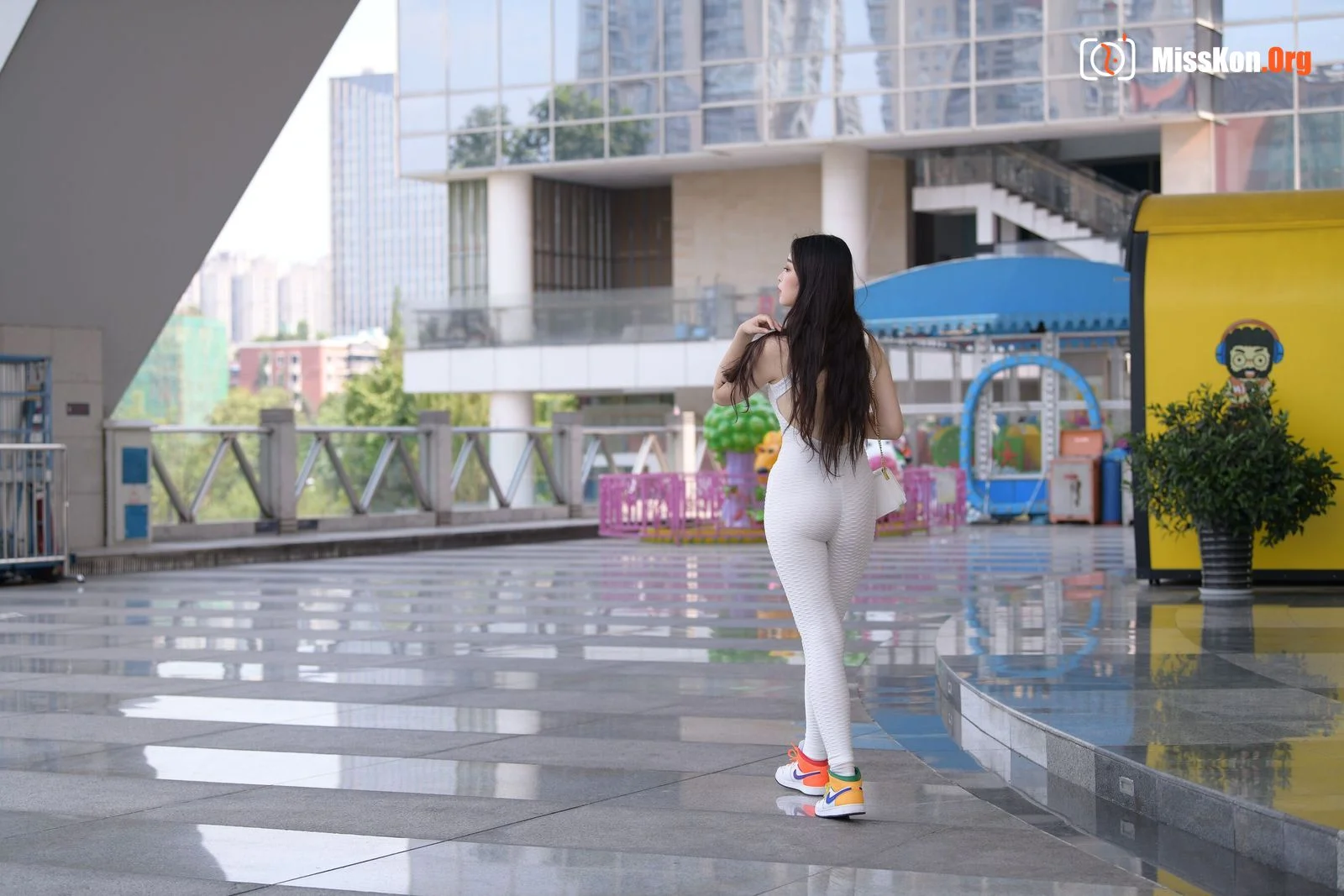 White yoga pants (Magic Mirror Street Photography) - Photo 13