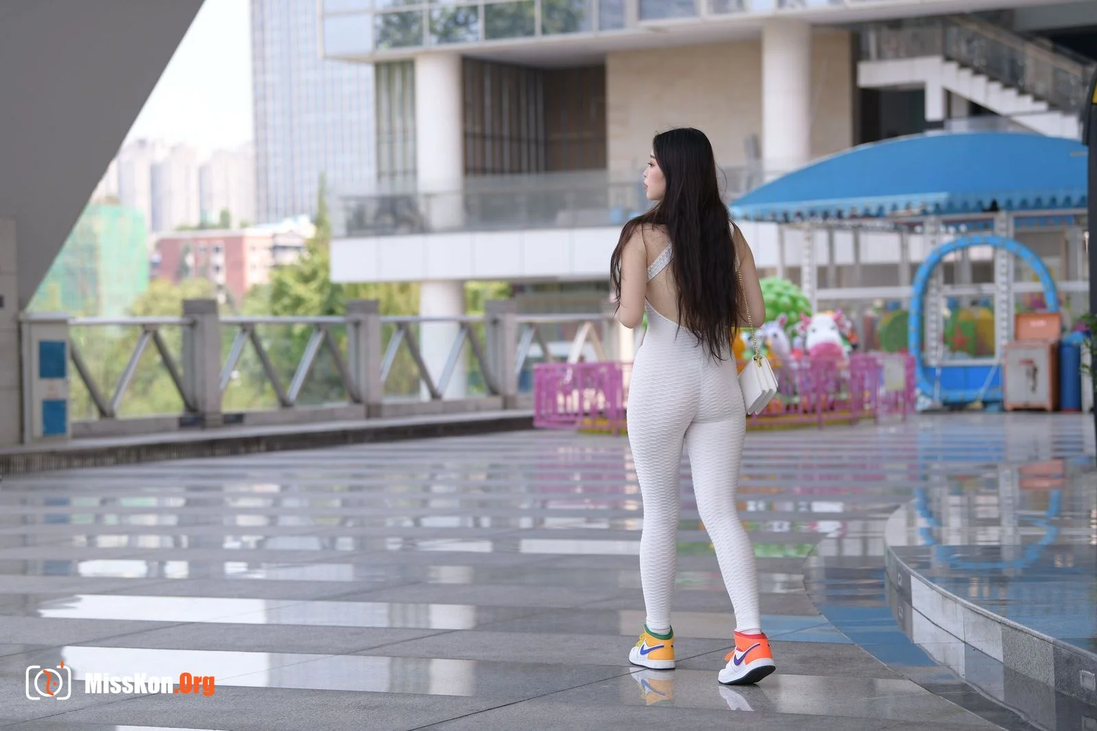 White yoga pants (Magic Mirror Street Photography) - Photo 15