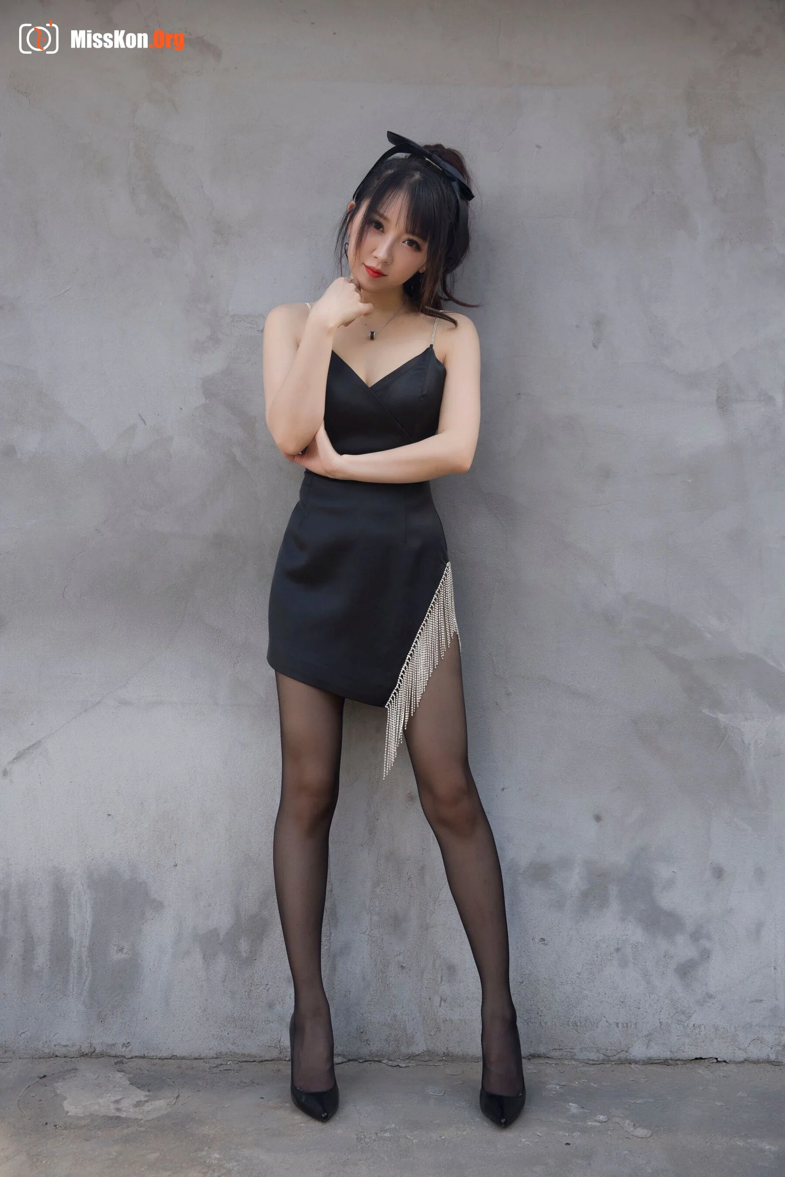 Witch Luna: Black tassels - Photo 16
