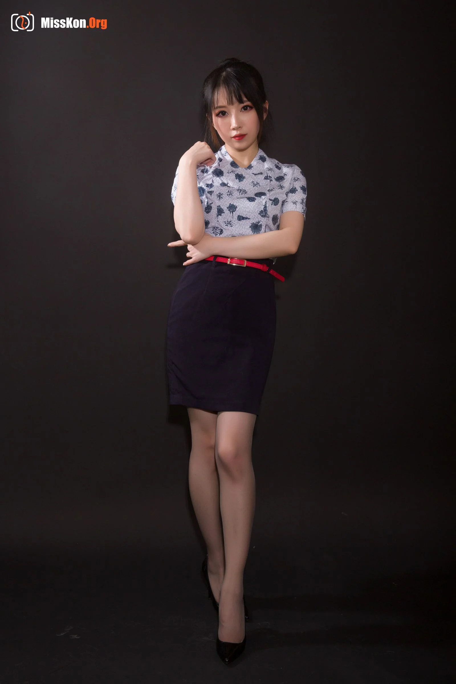 Witch Luna: China Eastern Airlines Studio Photography - Photo 14
