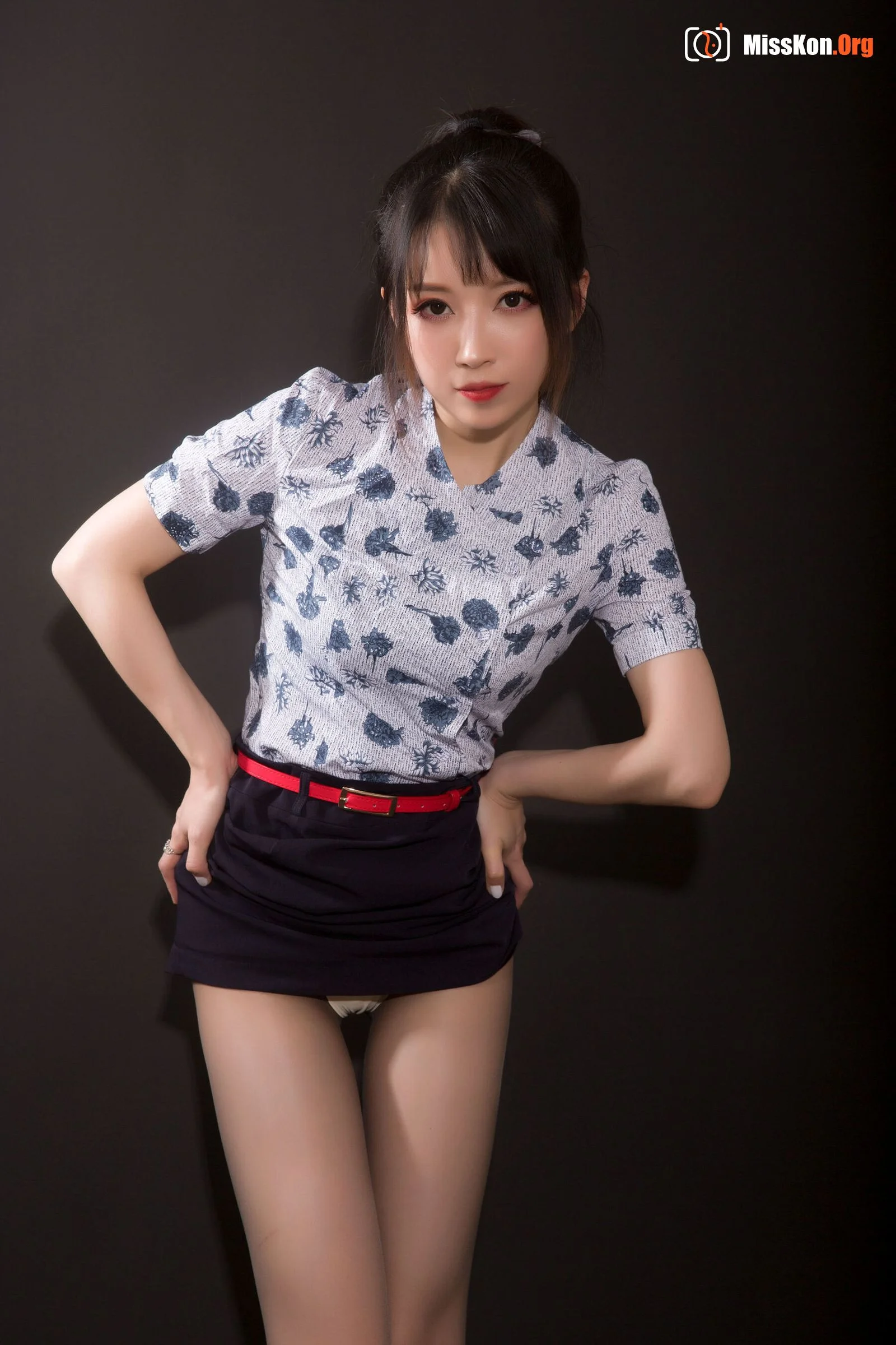 Witch Luna: China Eastern Airlines Studio Photography - Photo 8