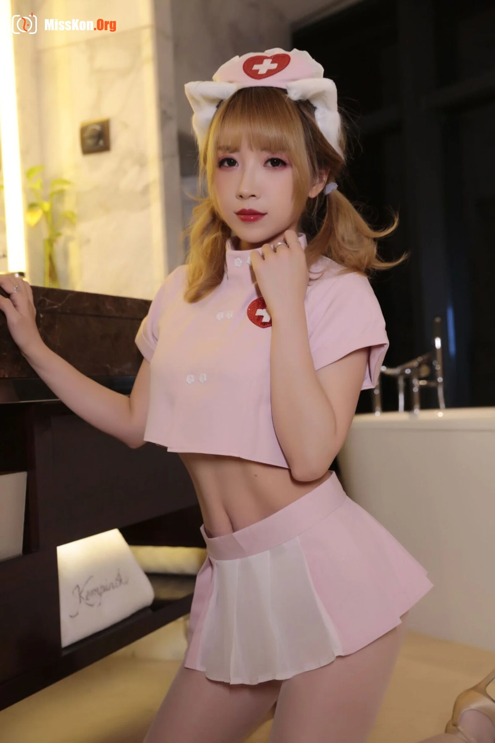Witch Luna: Peach Oolong Tea - Photo 9