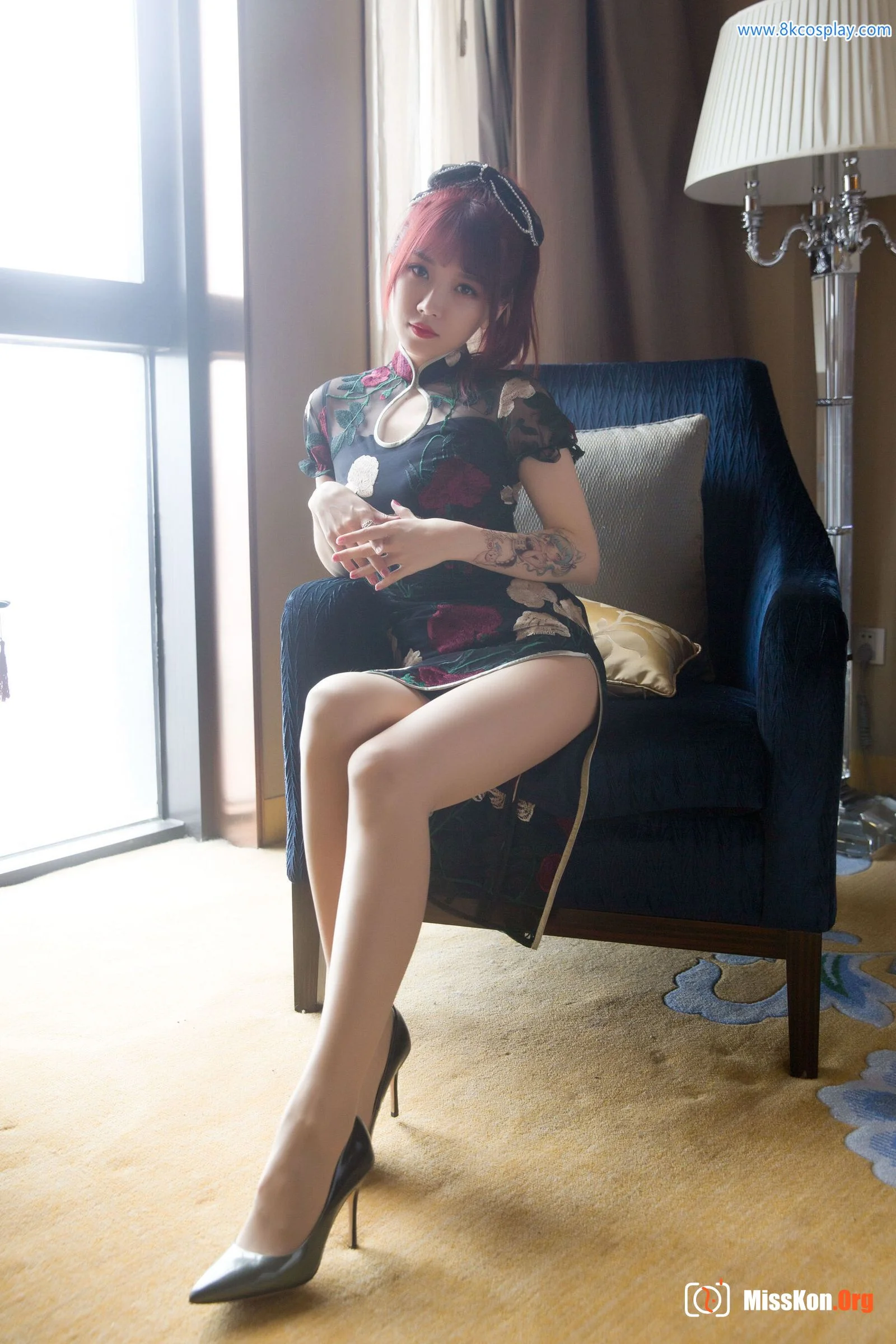 Witch Luna: Picturesque smoke - Photo 10