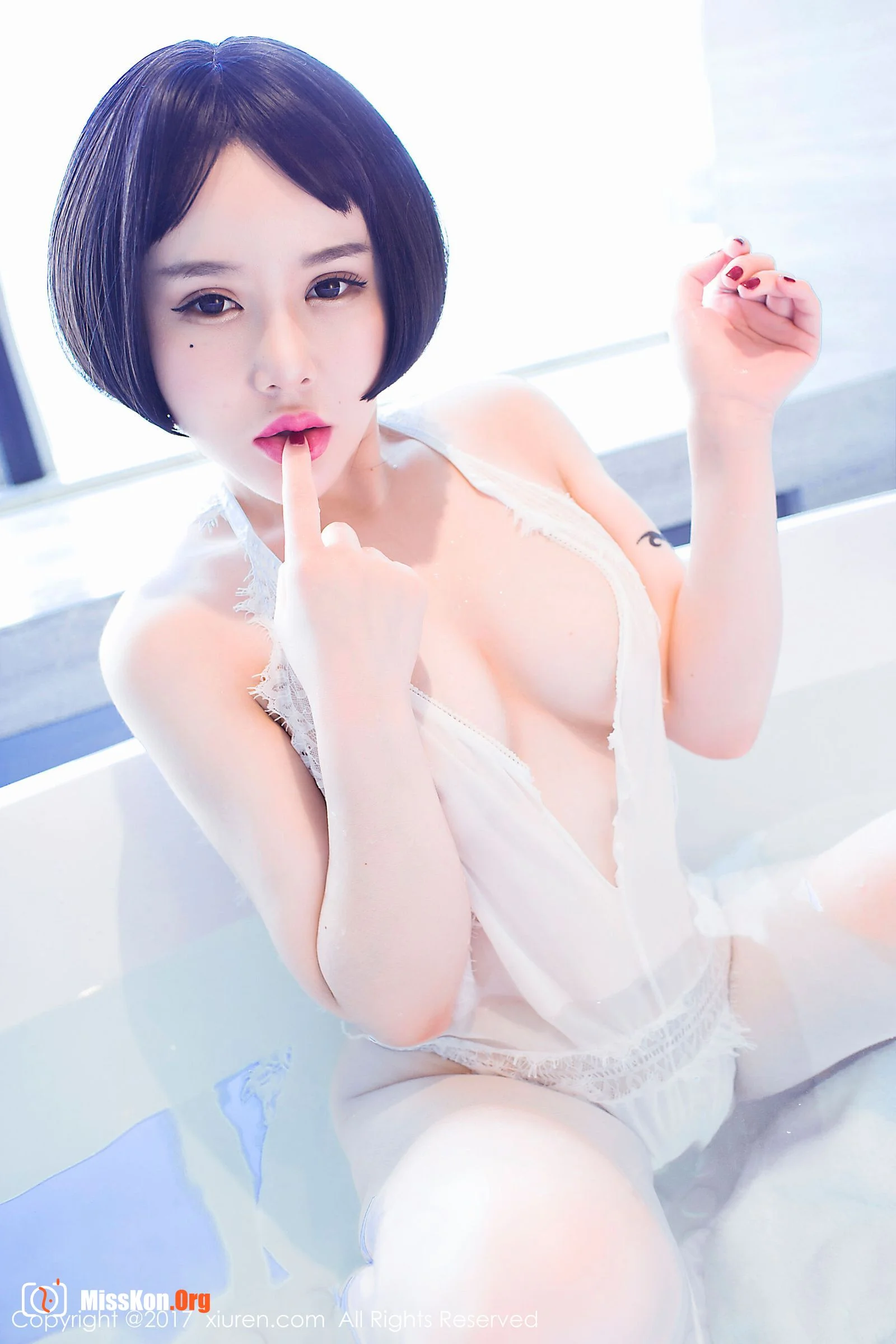 Woo Hee - Photo 30