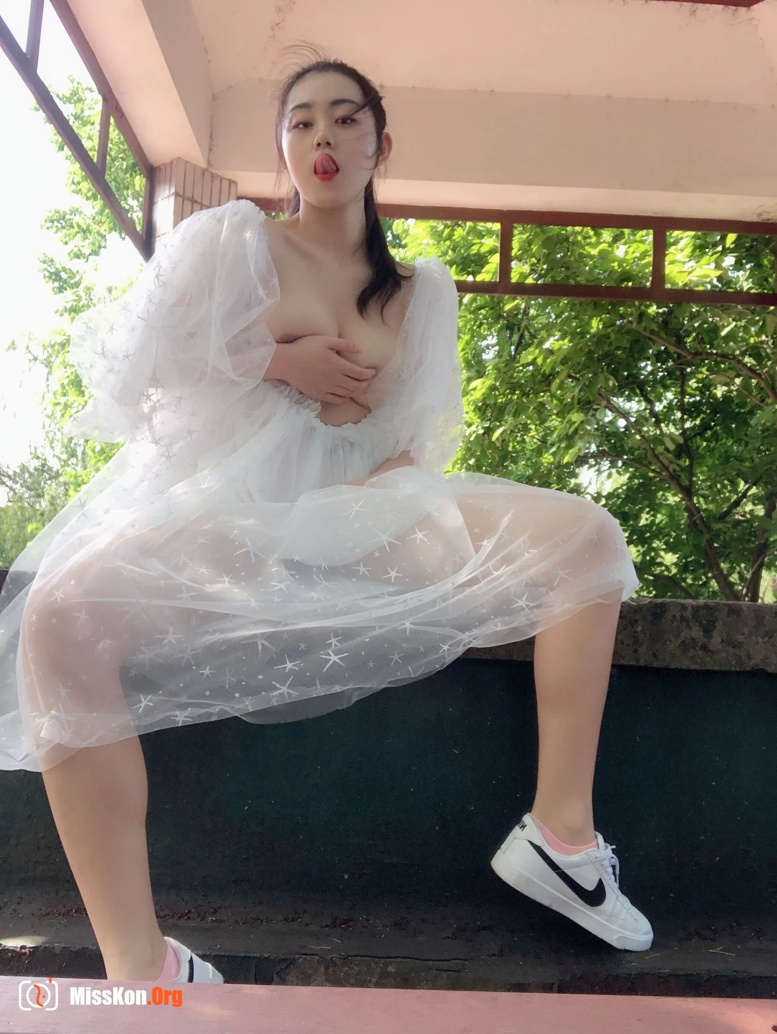Wu Xjing, a beautiful sophomore in Zhejiang Academy of Fine Arts: Gazebo - Photo 15