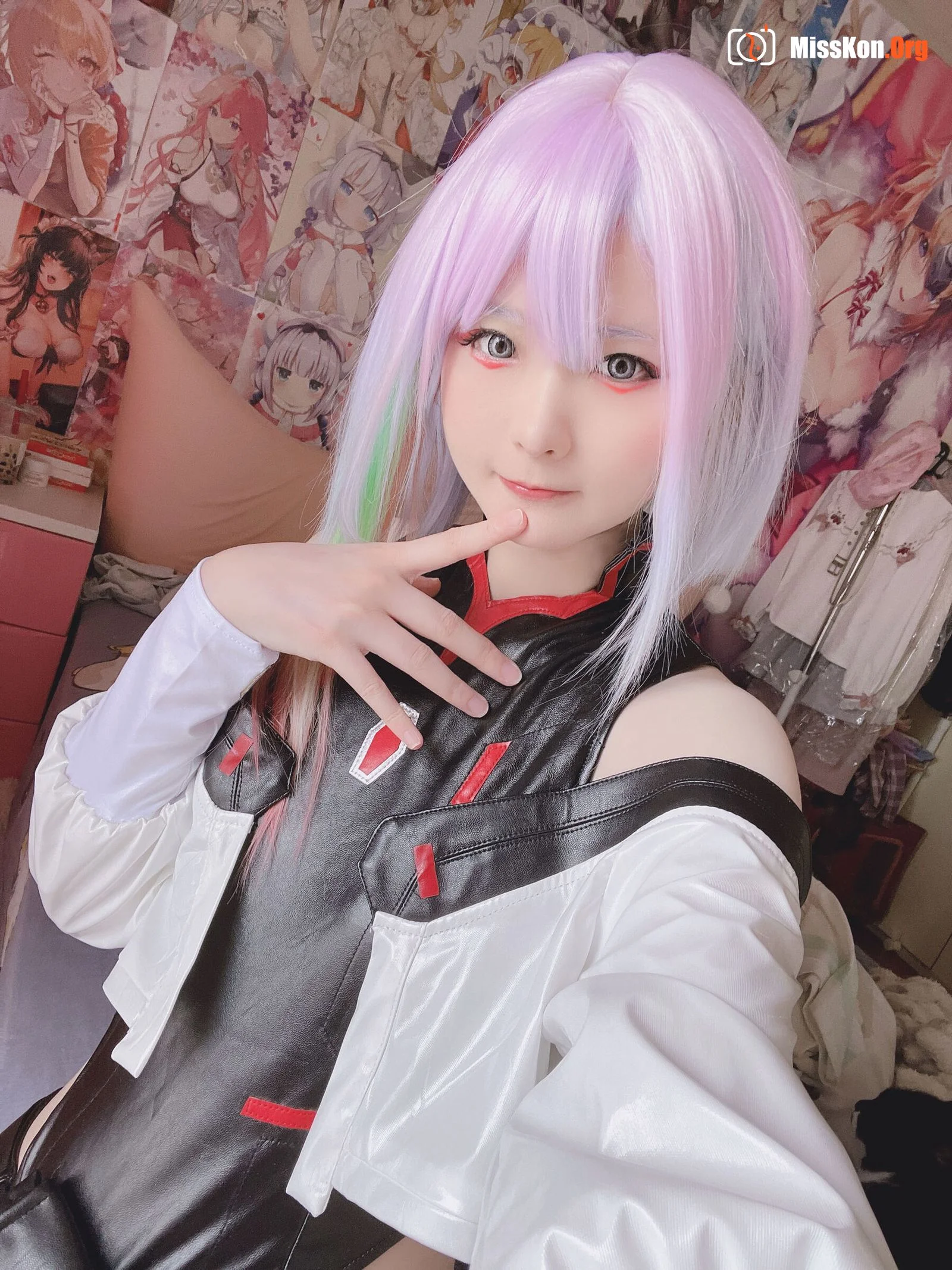 Xi Daidai's "Lucy (Cyberpunk)" - Photo 2