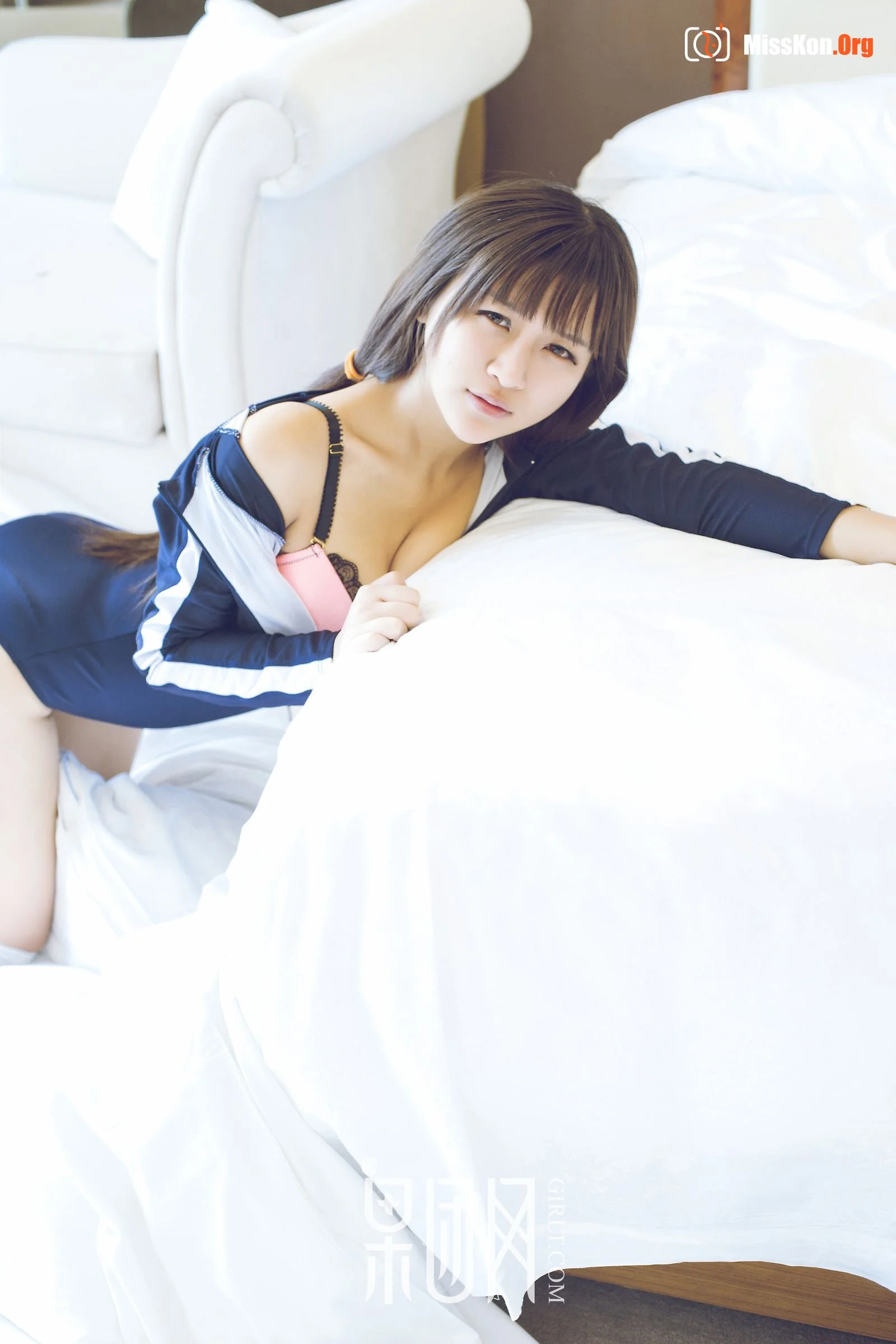 Xi En - Photo 2