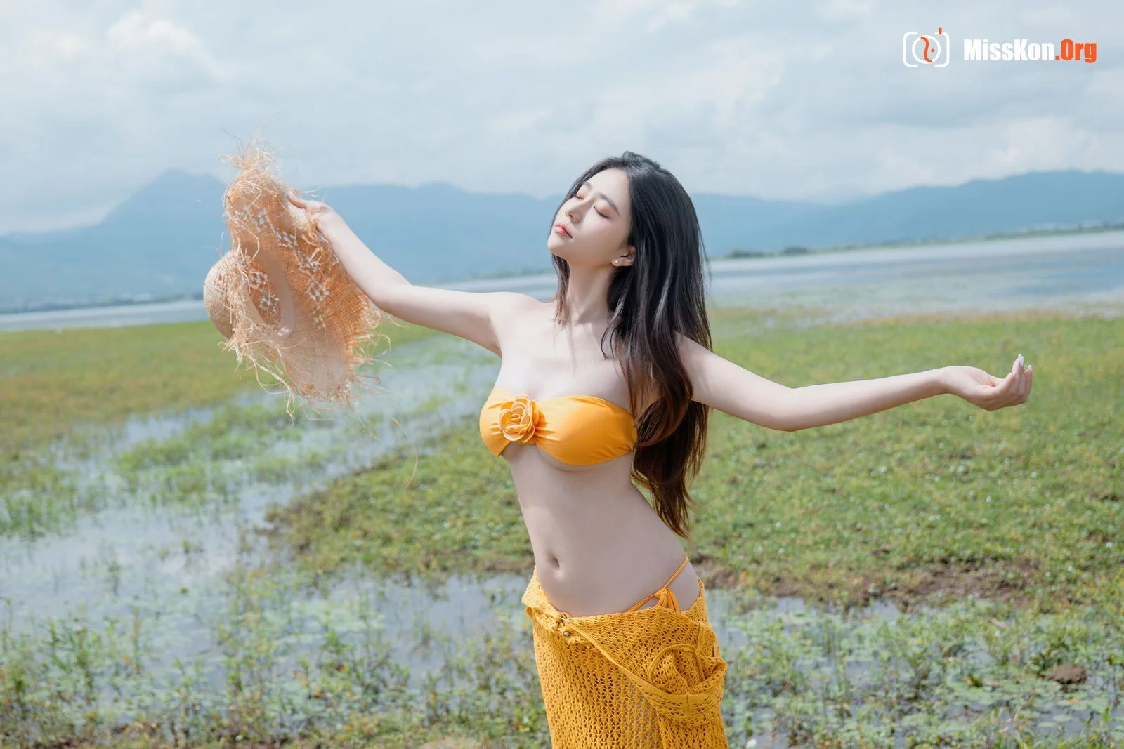 Xia Lu - Photo 22