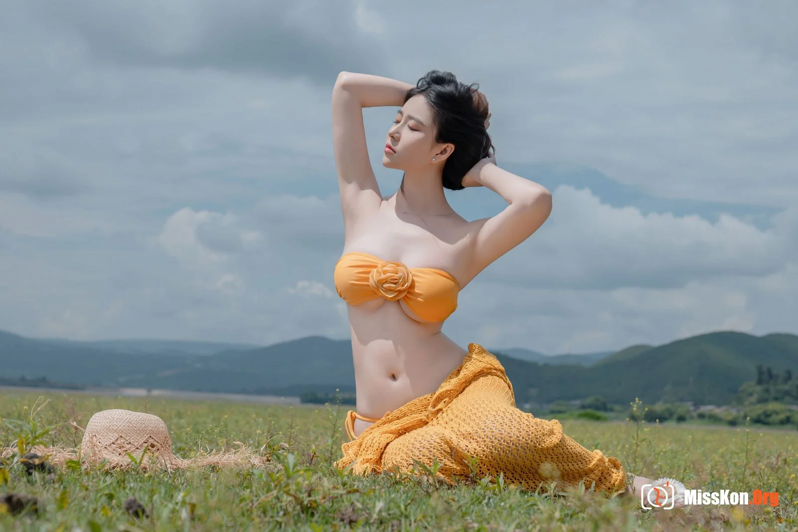 Xia Lu - Photo 51