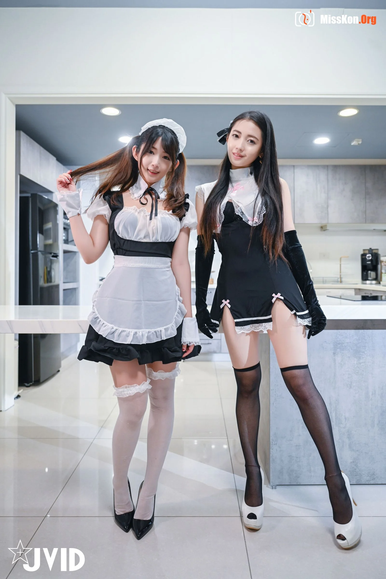 夏暮光&肉包《豪宅双女仆餐桌上的激烈碰撞》 - 照片 6