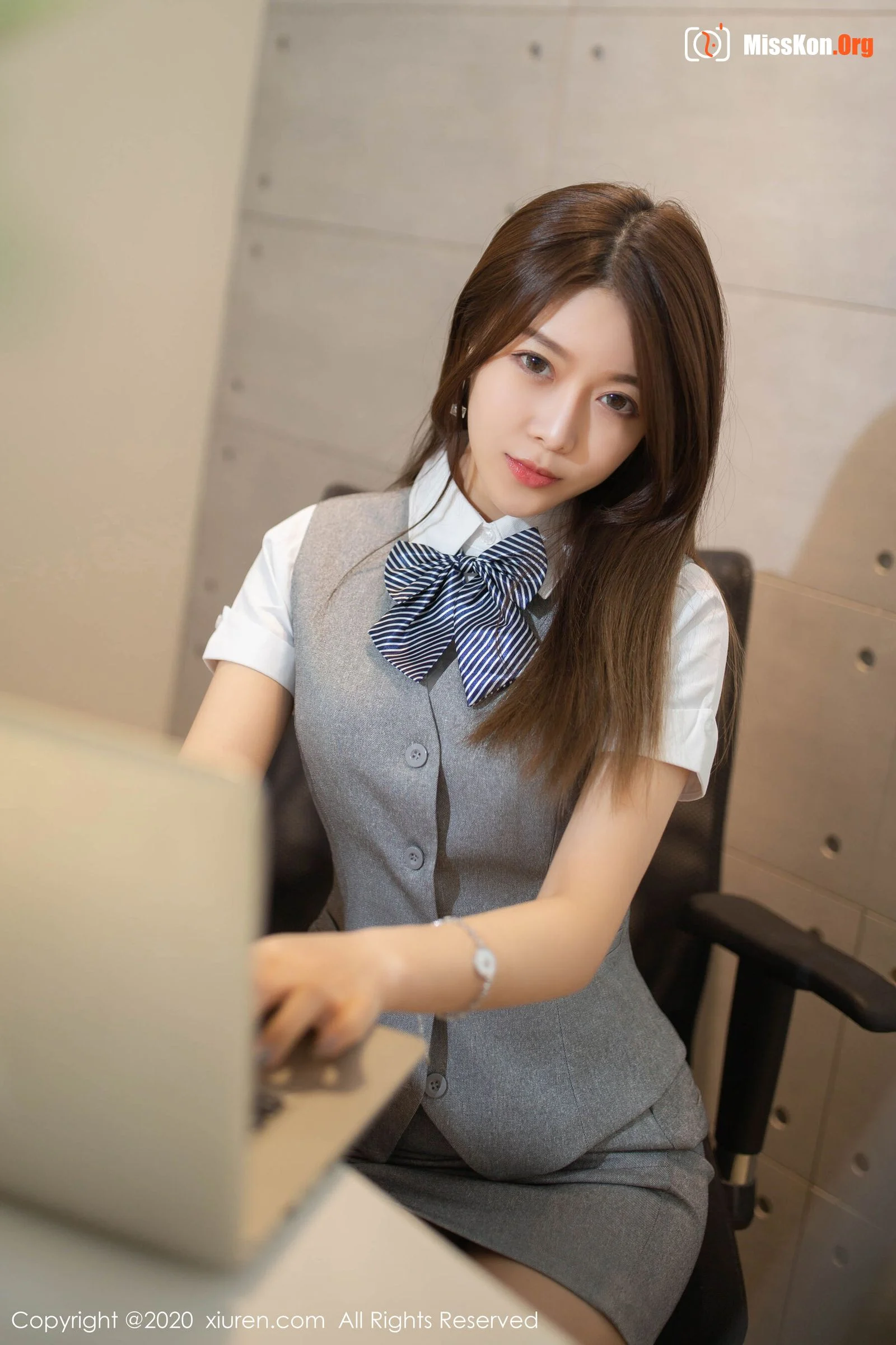Xia Shishi - Photo 14