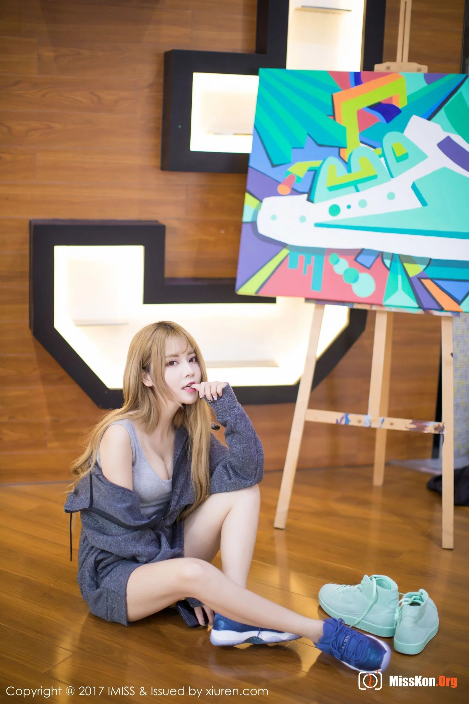 Xia Zhengzheng - Photo 9