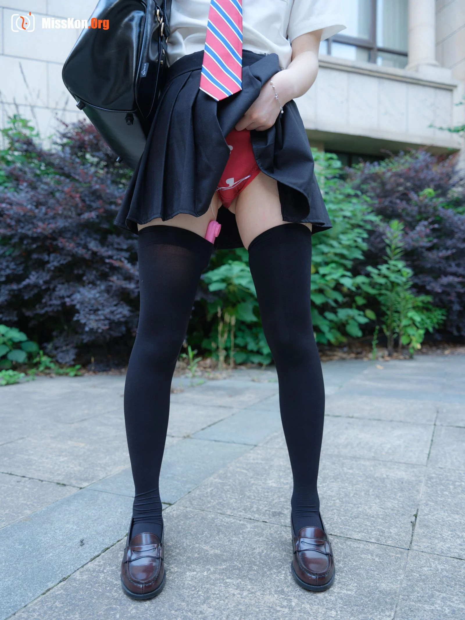 Xiao En: Black silk JK - Photo 6