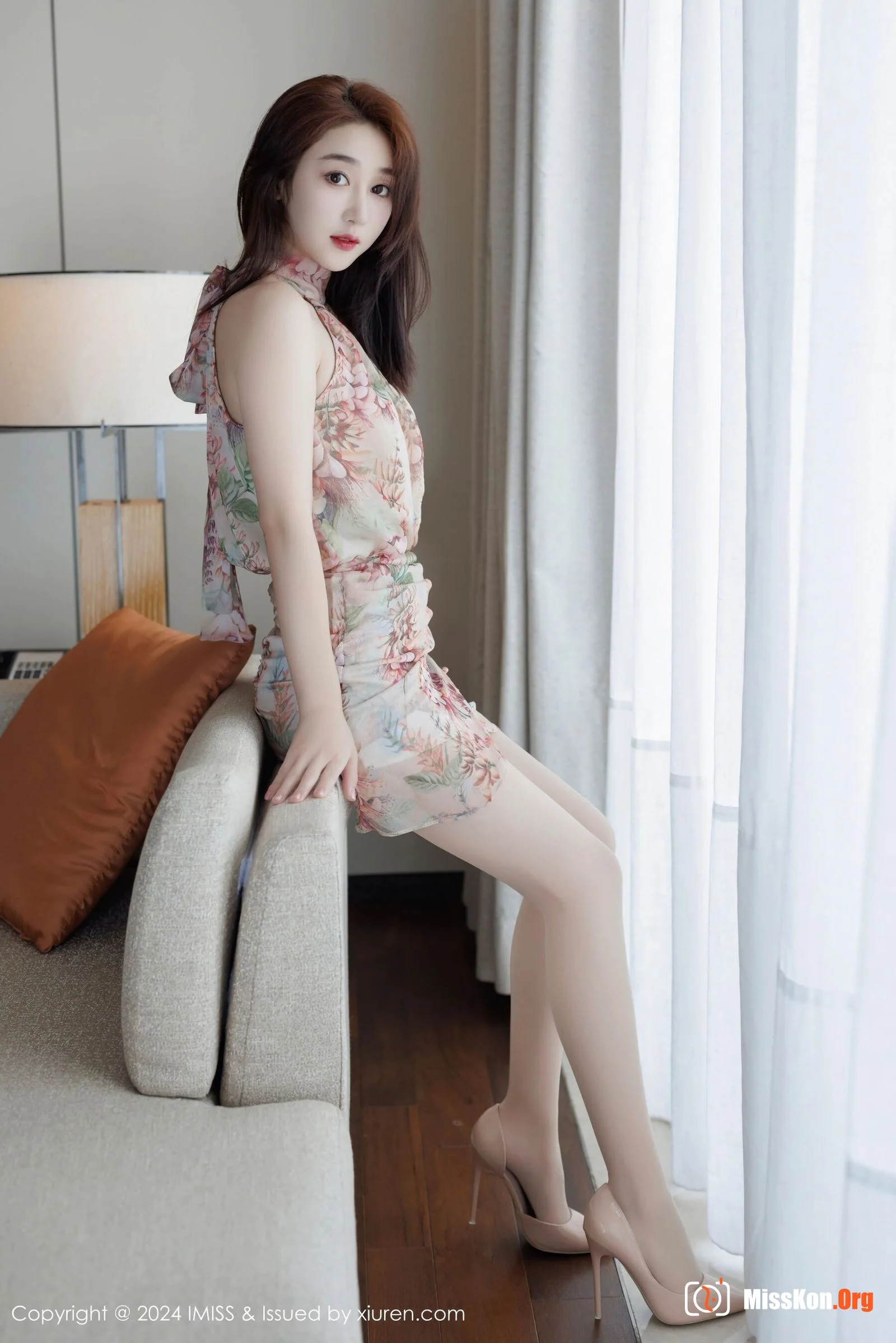 Xiao Jiuyue - Photo 8